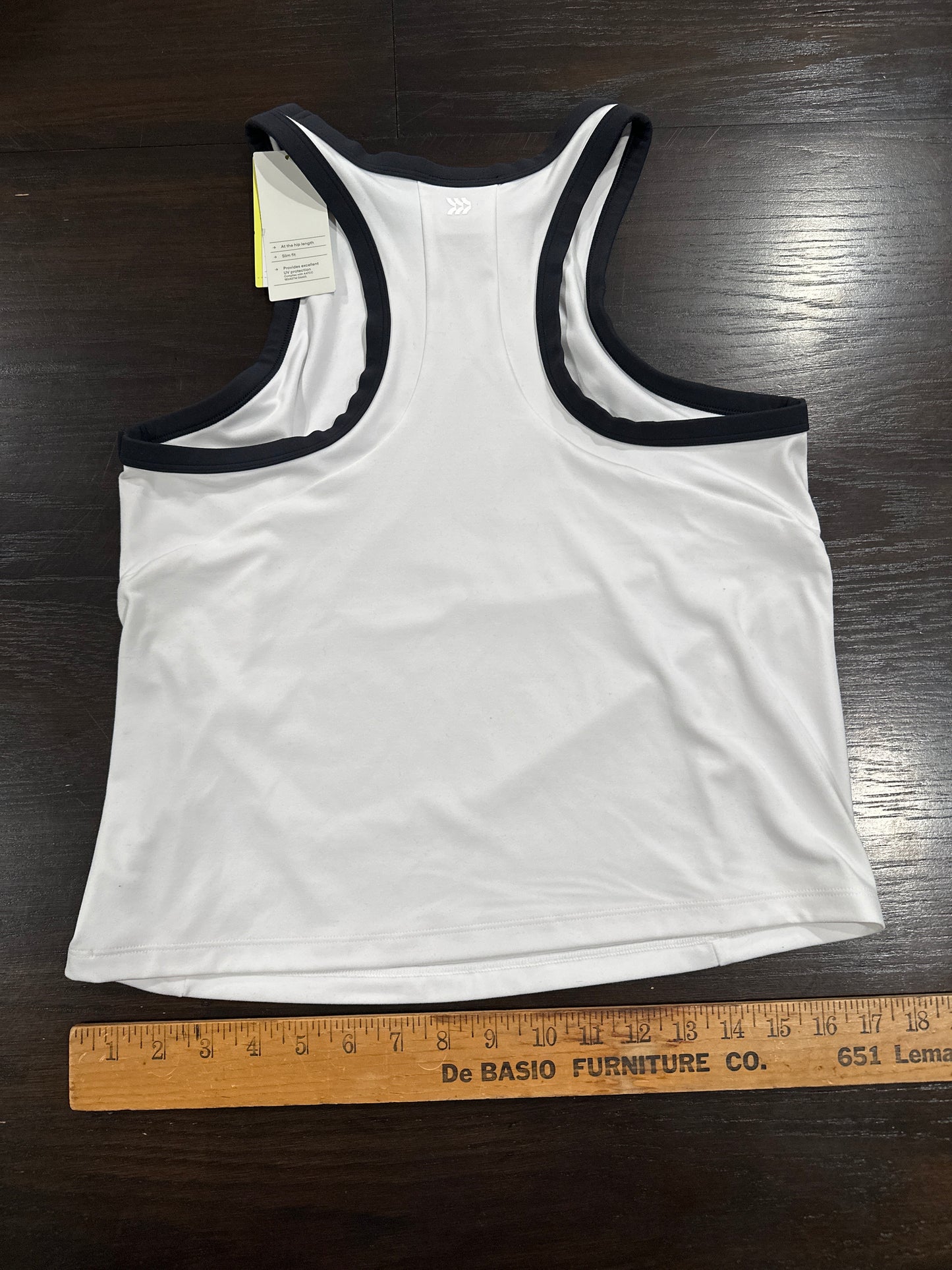 All in Motion Women’s High Neck Tank Top White Black Size L
