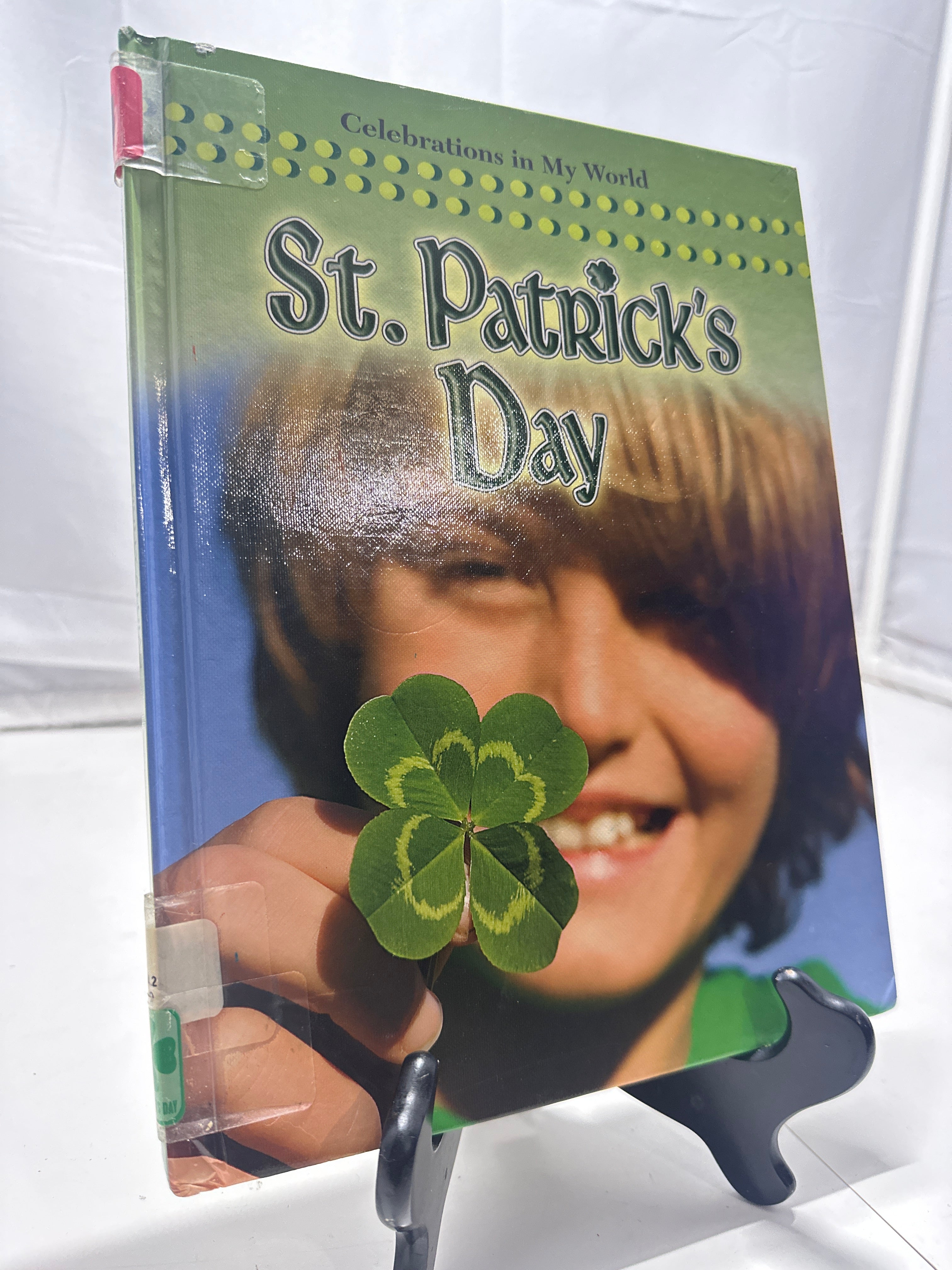 St. Patrick's Day by Molly Aloian Hardcover