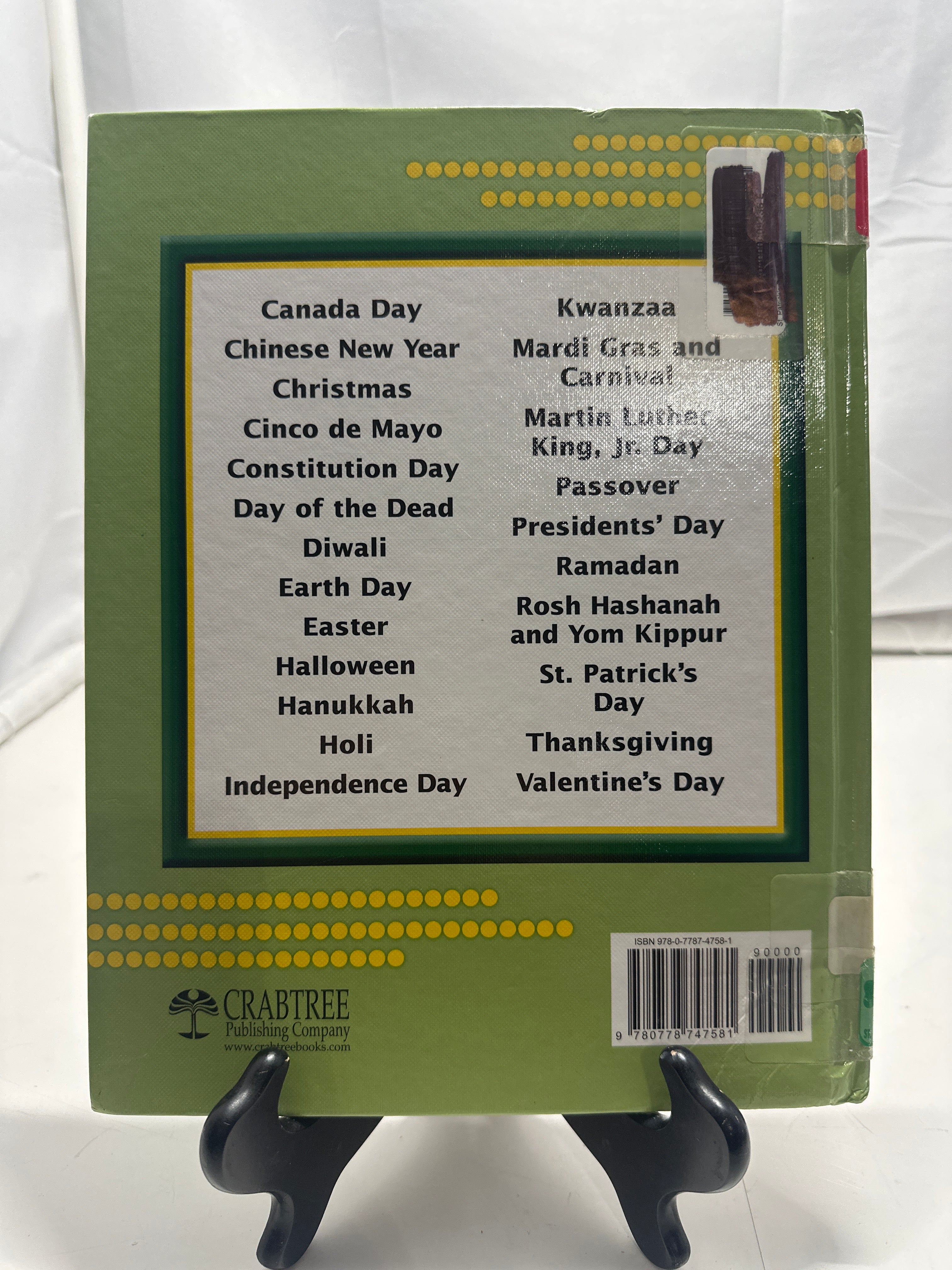 St. Patrick's Day by Molly Aloian Hardcover