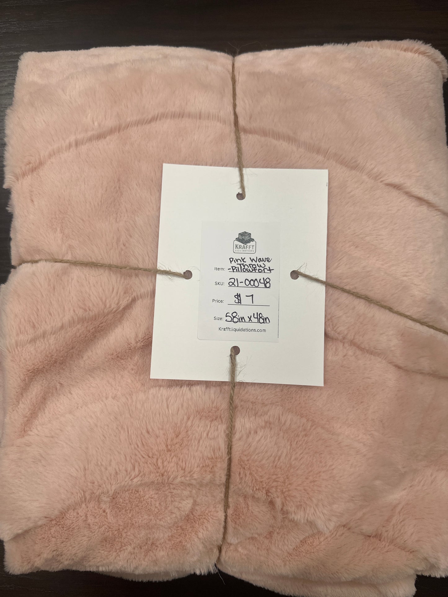 Pink Wave Kids' Plush Throw Blanket - Pillowfort™