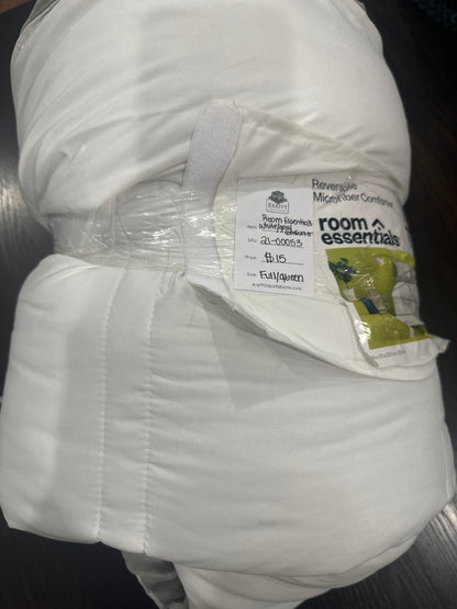Lofty Microfiber Comforter - Room Essentials™