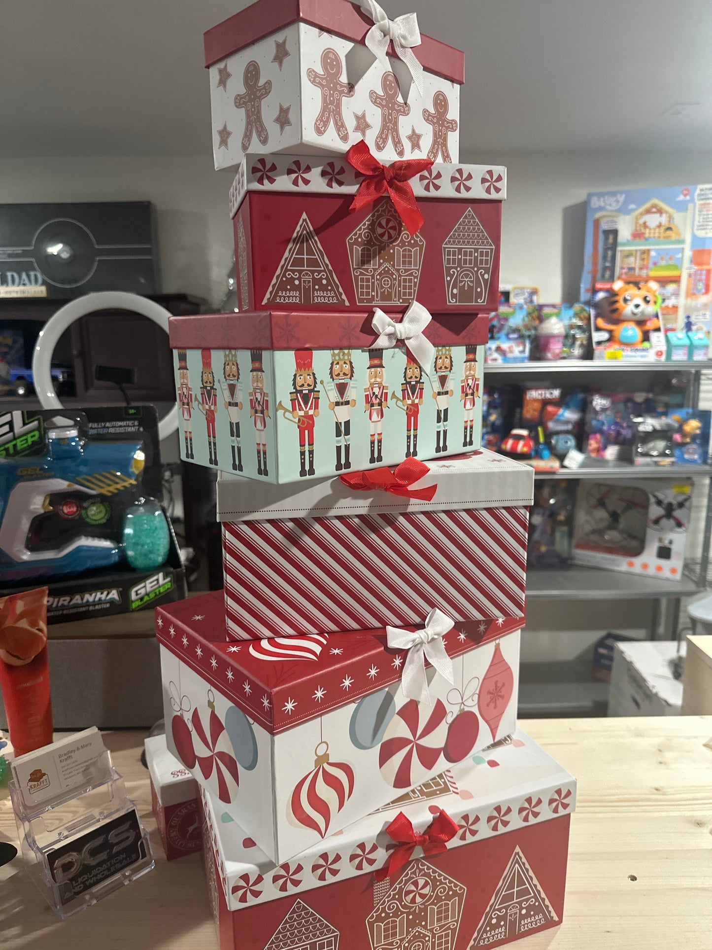 7 Red Gingerbread boxes