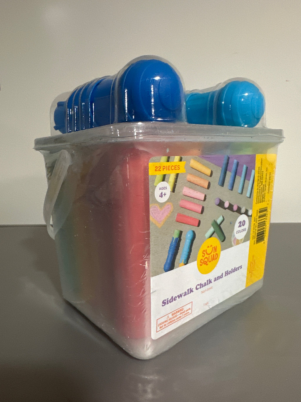 Sidewalk Chalk Bucket 20 pc with 2 Holders - Sun Squad
