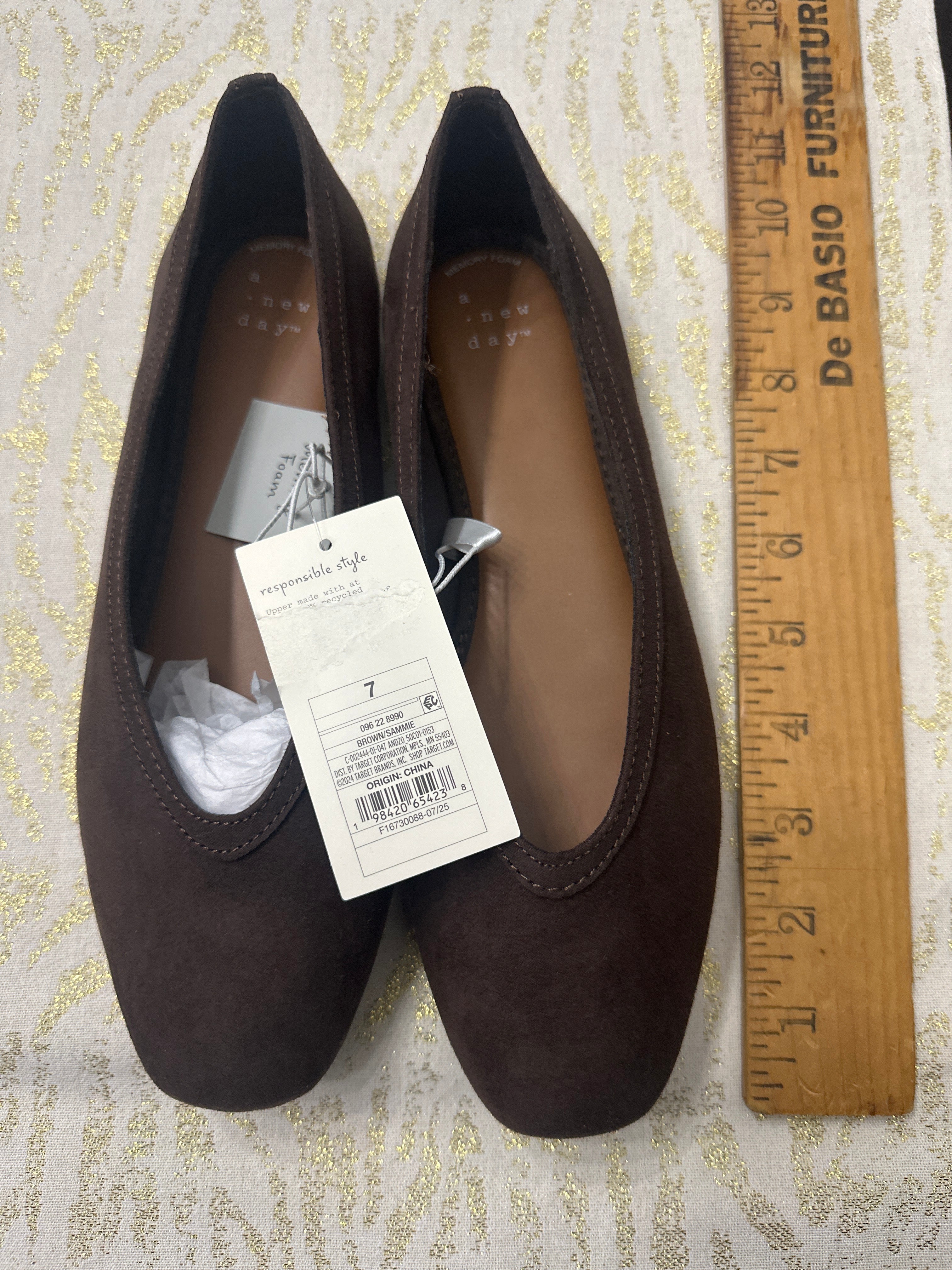 Women’s Sammie Ballet Flats with Memory Foam Insole – A New day