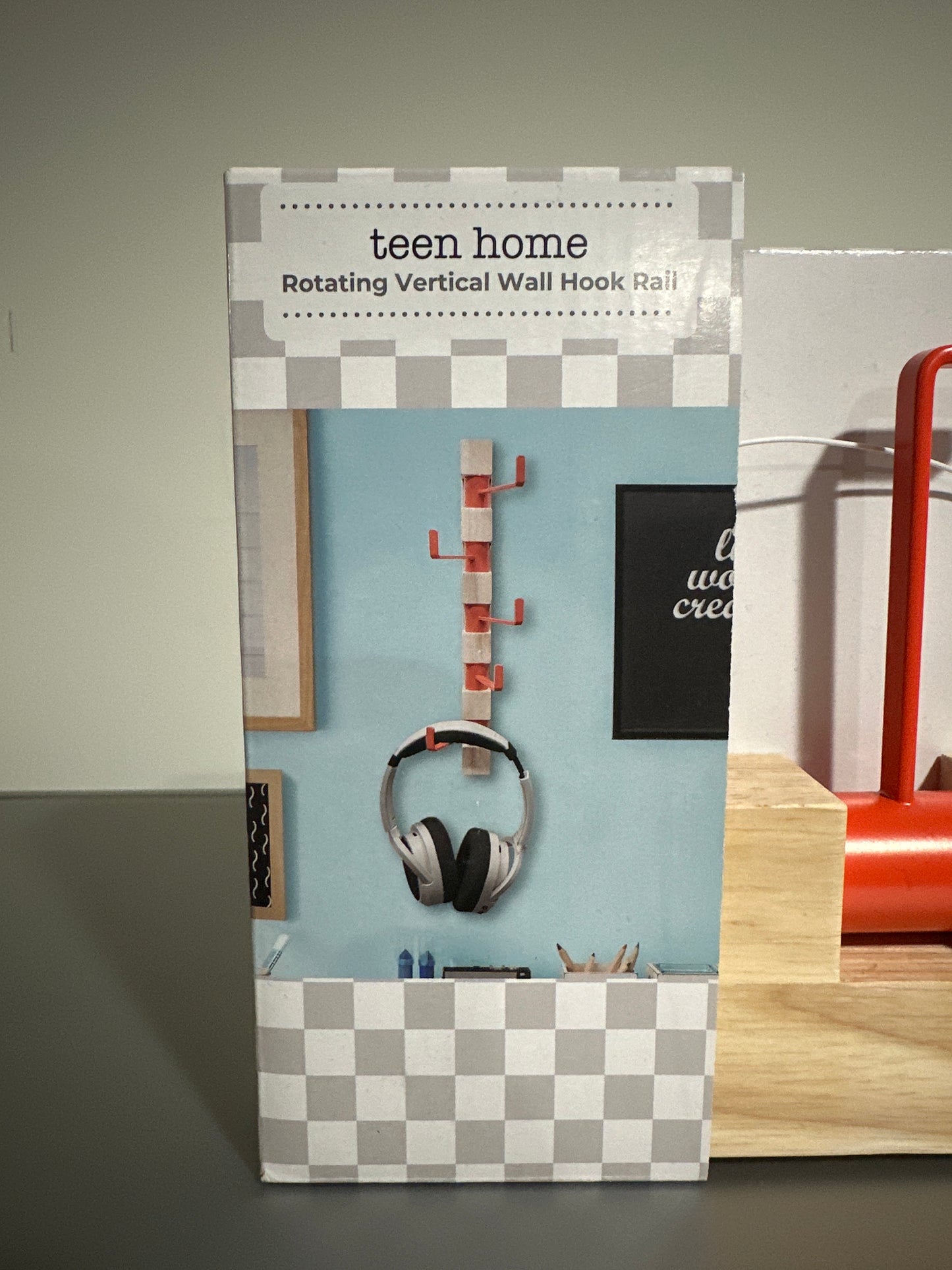 Teen Home Rotating Vertical Wall Hook Rail – Wood & Metal Wall Organizer with 5 Hooks