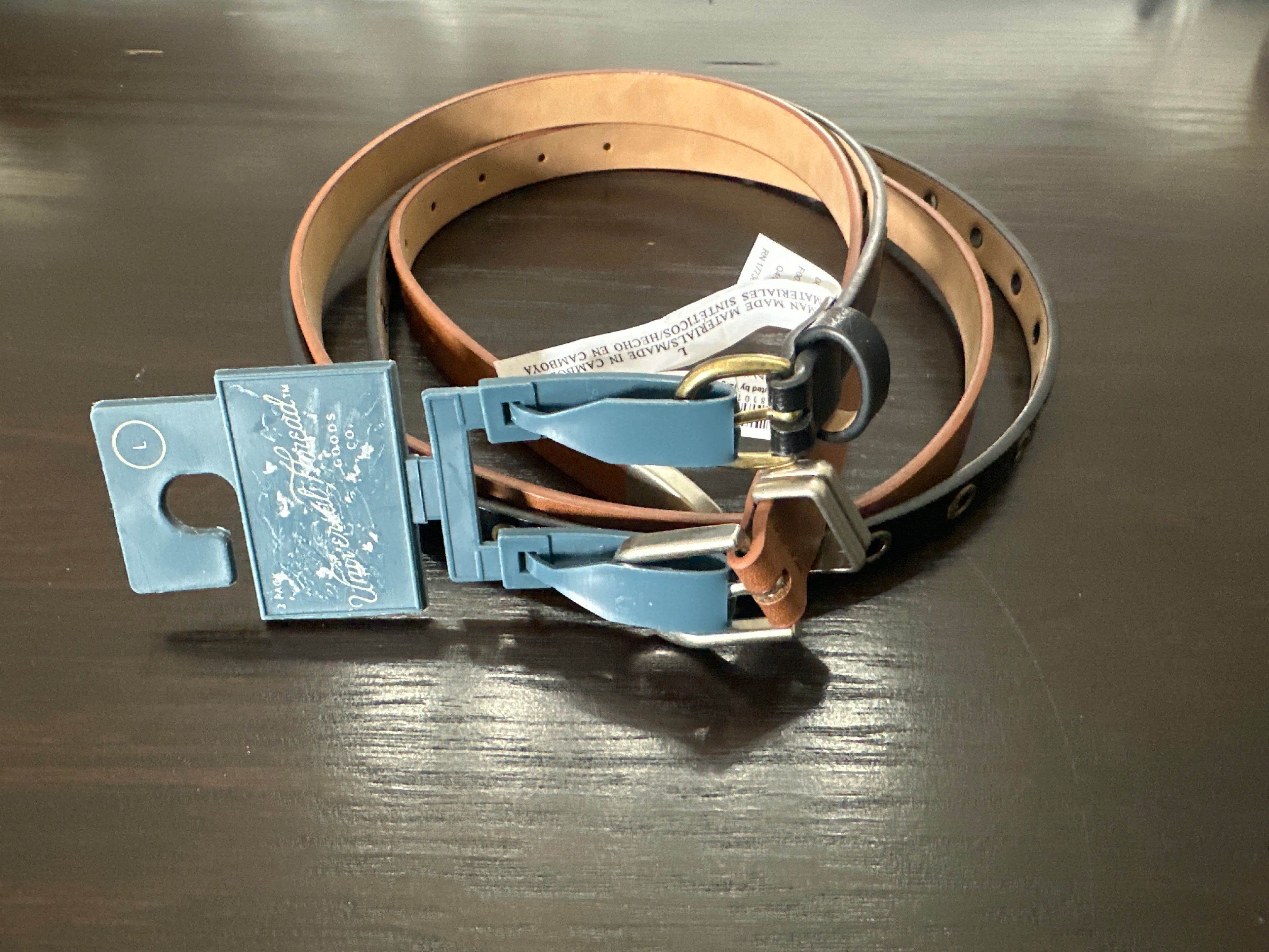 Universal Thread Women’s Skinny Belt 2-Pack – Black & Brown Faux Leather