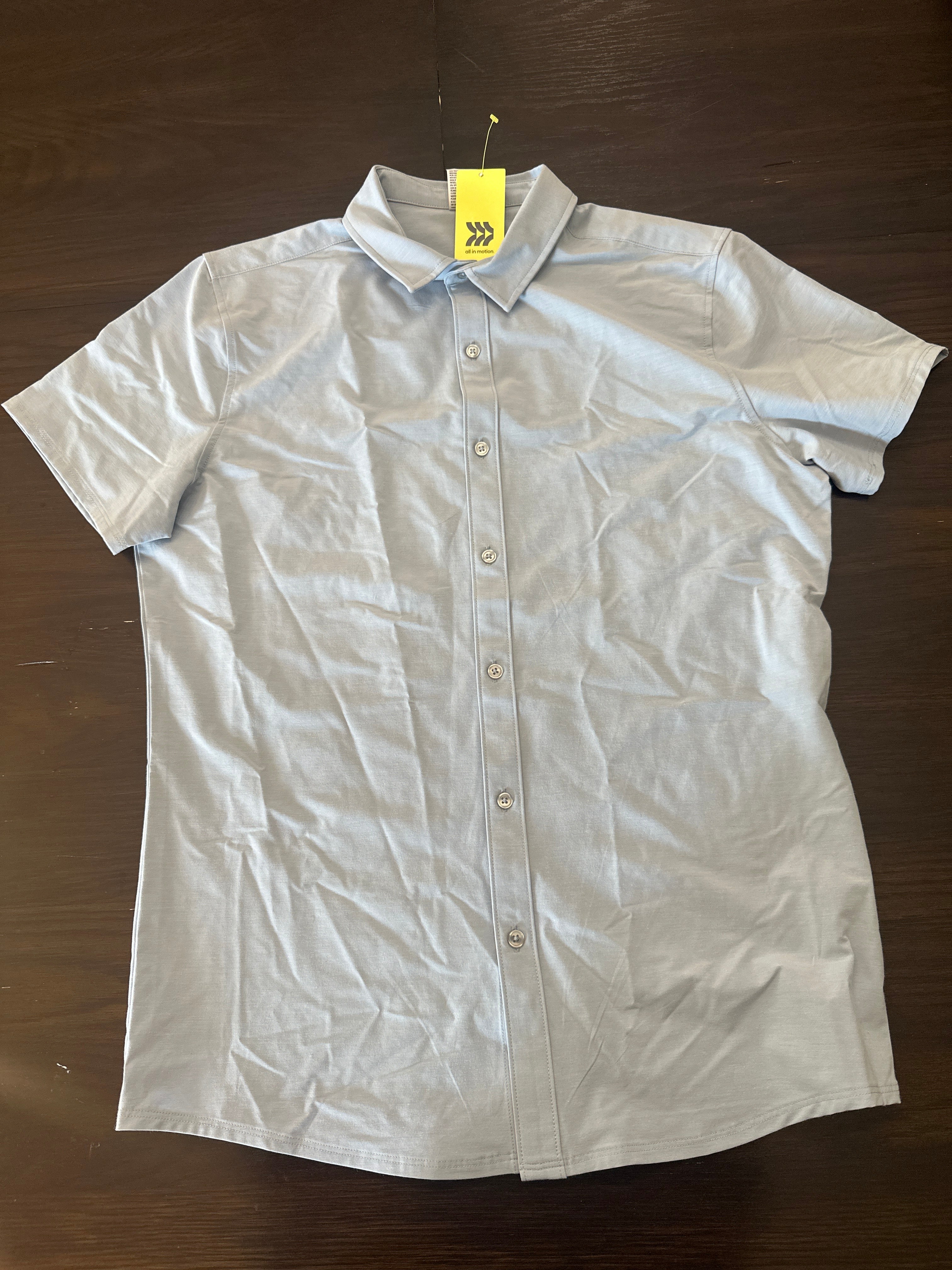 All in Motion Men’s Quick Dry Woven Button-Up Shirt