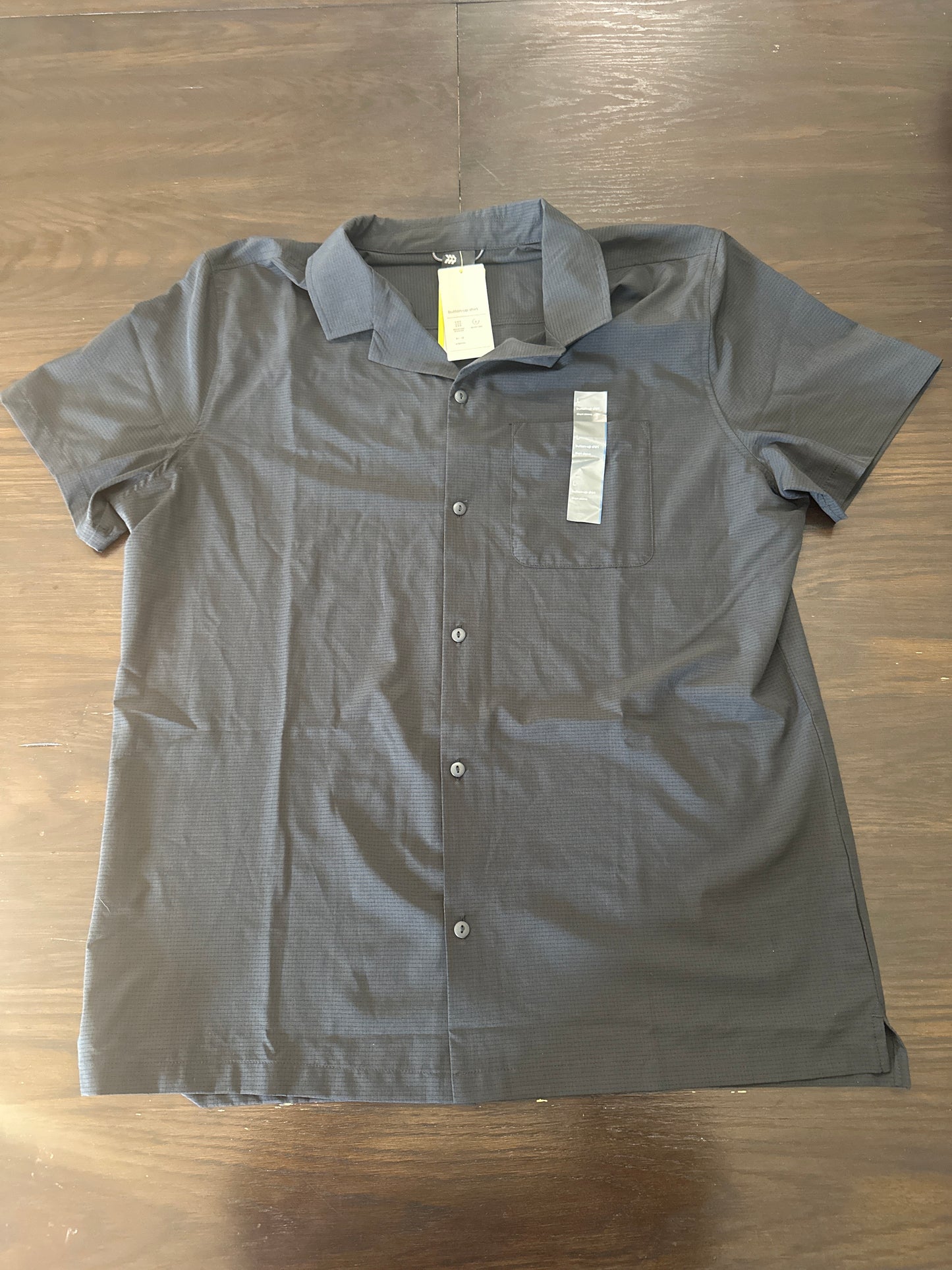 All in Motion™ Men’s Resort Shirt – Button-Up Short Sleeve