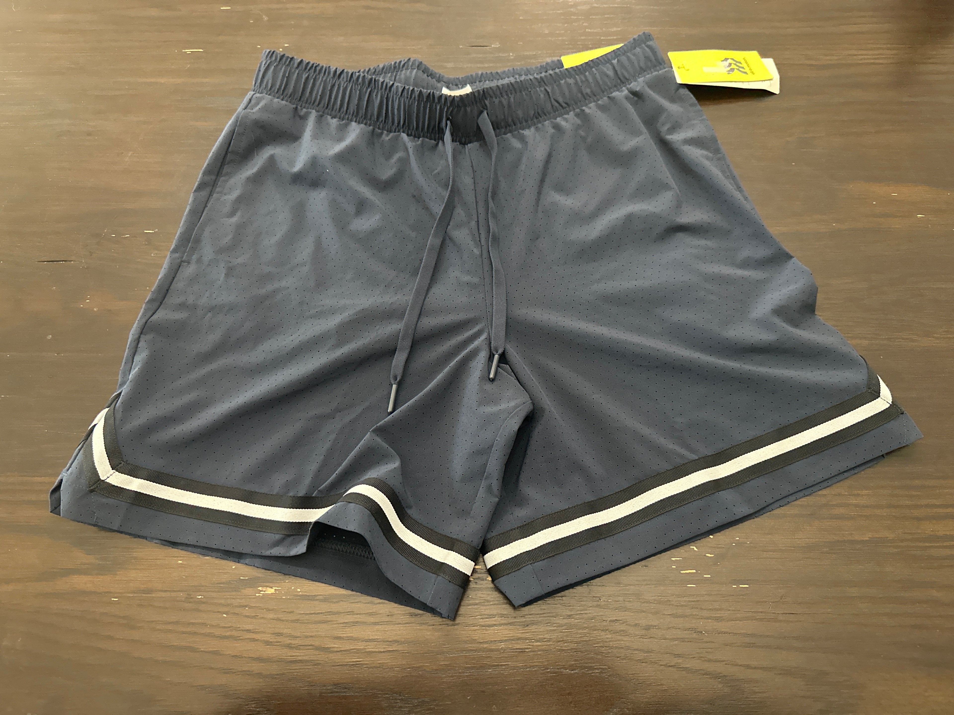 All In Motion Men's 7" Basketball Shorts