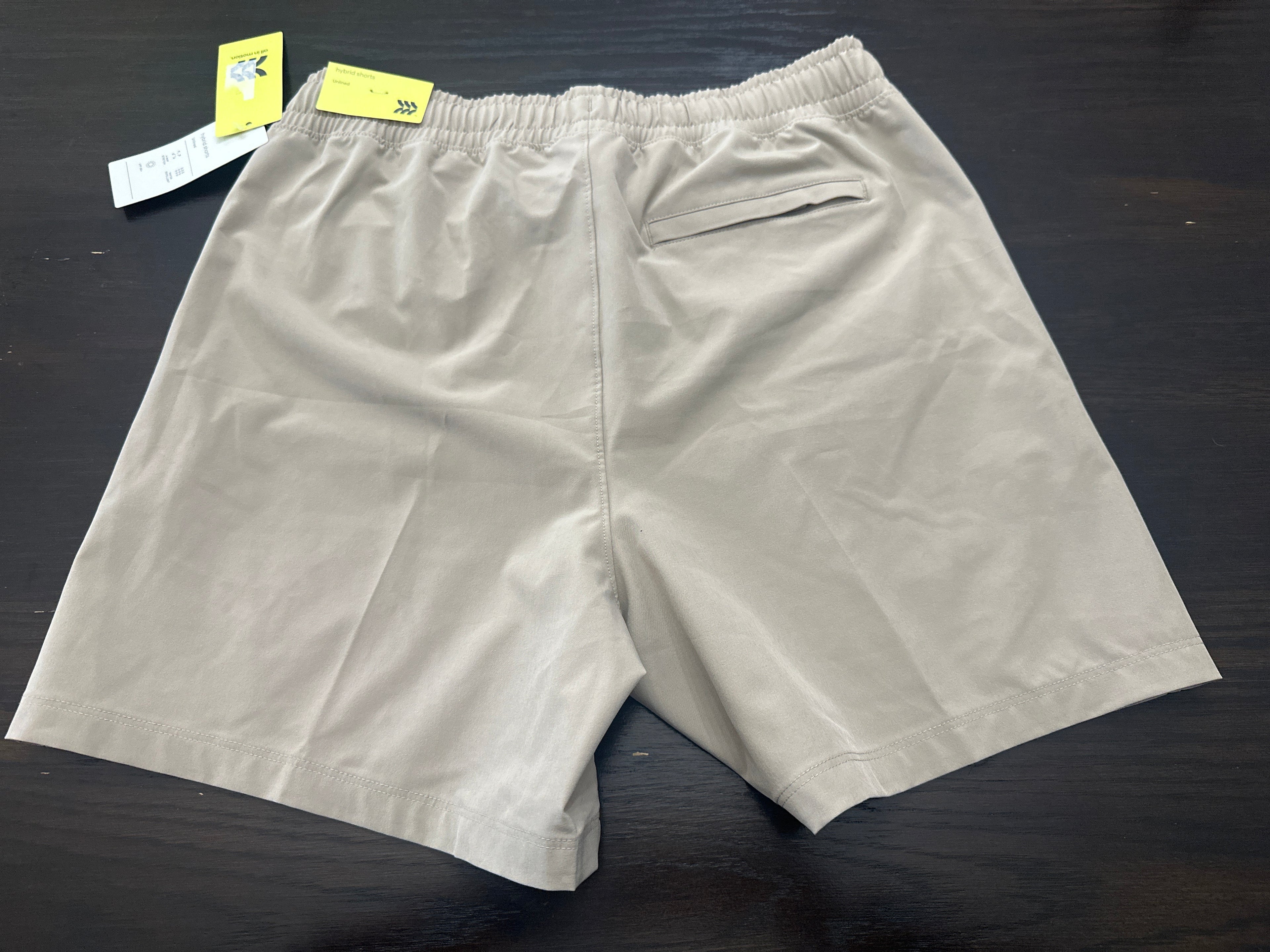 All In Motion Men's Hybrid Shorts 6" Rocky Road Tan