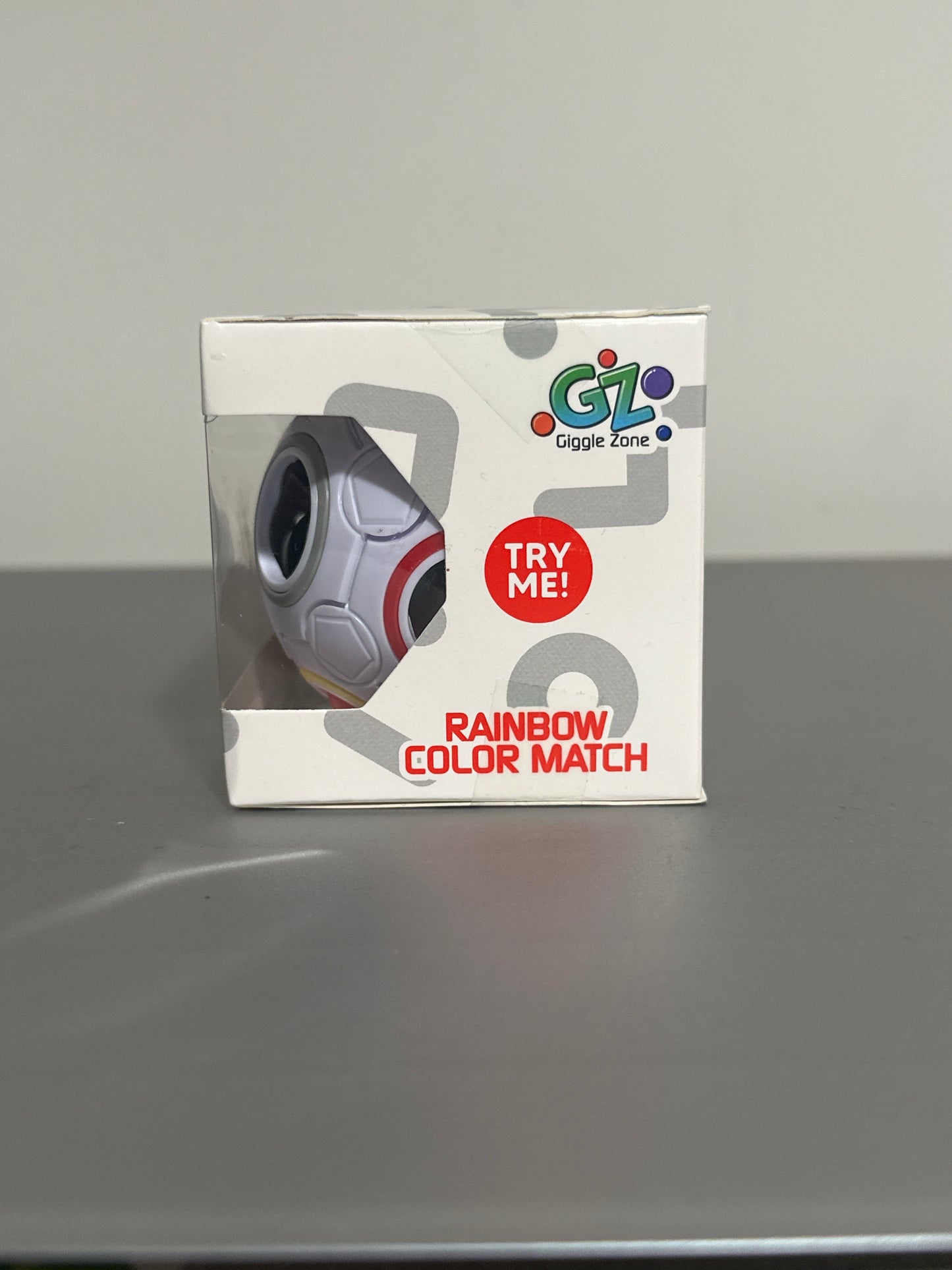 GZ Giggle Zone Rainbow Color Match Puzzle Ball