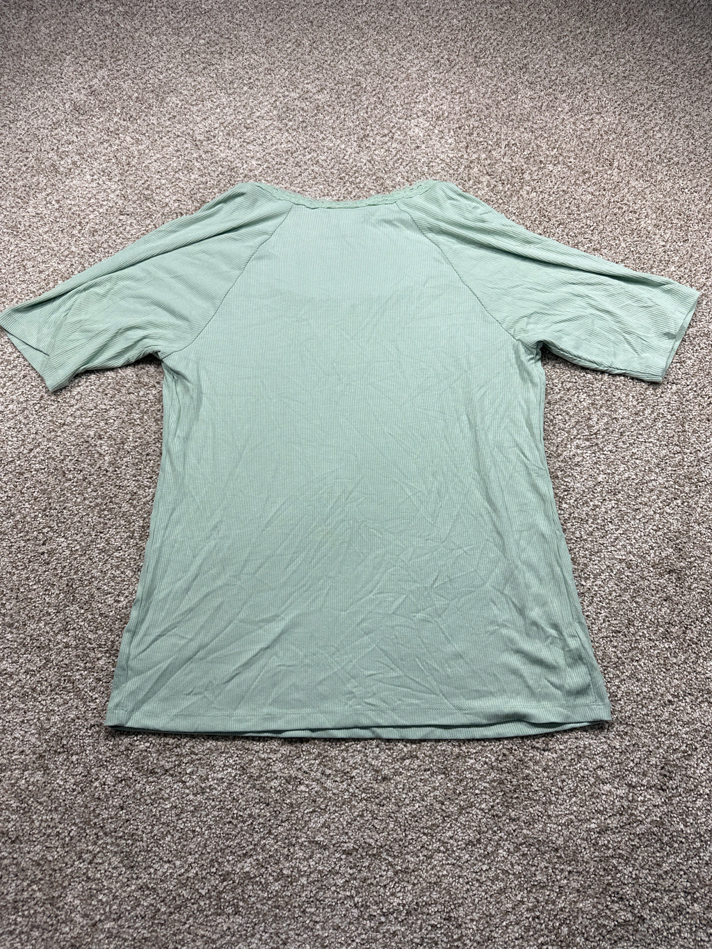 Ava & Viv women's plus green ribbed lace trim short sleeve top, size 1X