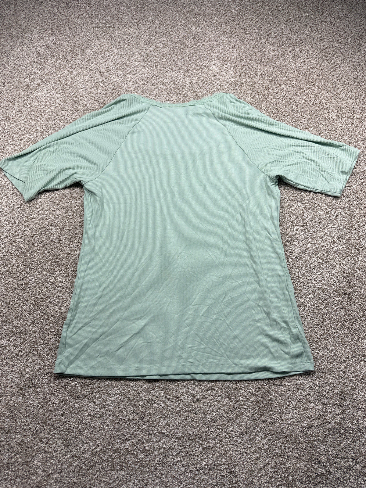 Ava & Viv women's plus green ribbed lace trim short sleeve top, size 1X