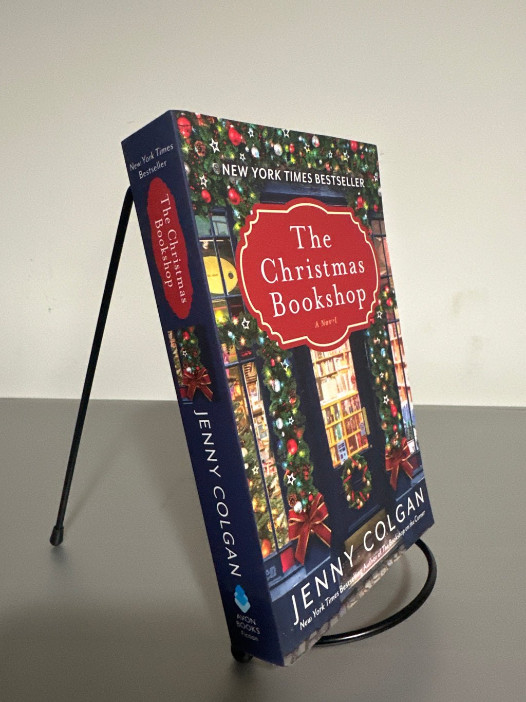 The Christmas Bookshop by Jenny Colgan paperback product photo 2