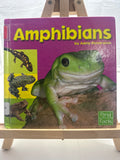 Amphibians (Exploring the Animal Kingdom) by Adele Richardson Hardcover
