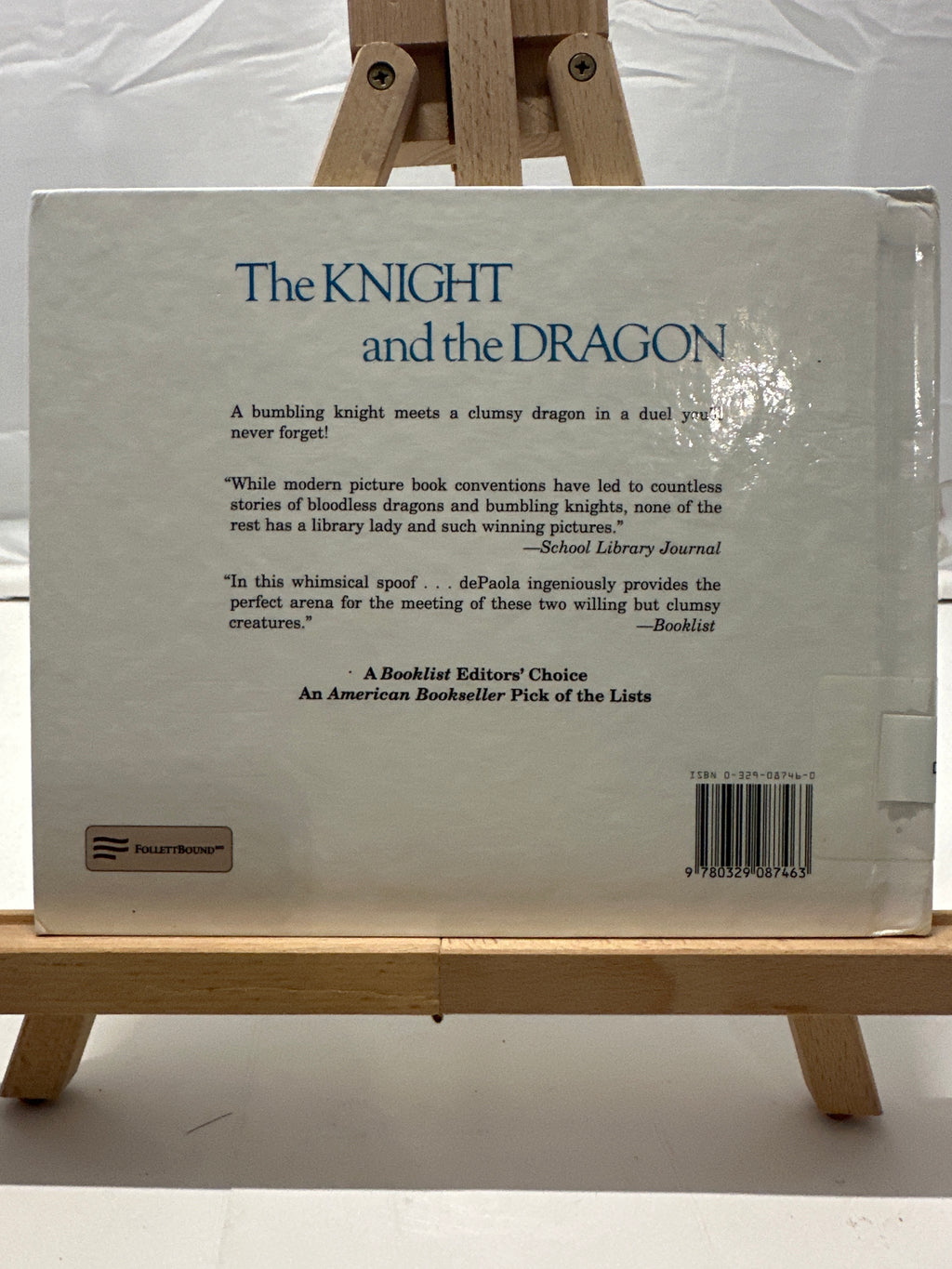 The Knight and the Dragon by TOMIE DePAOLA Hardcover