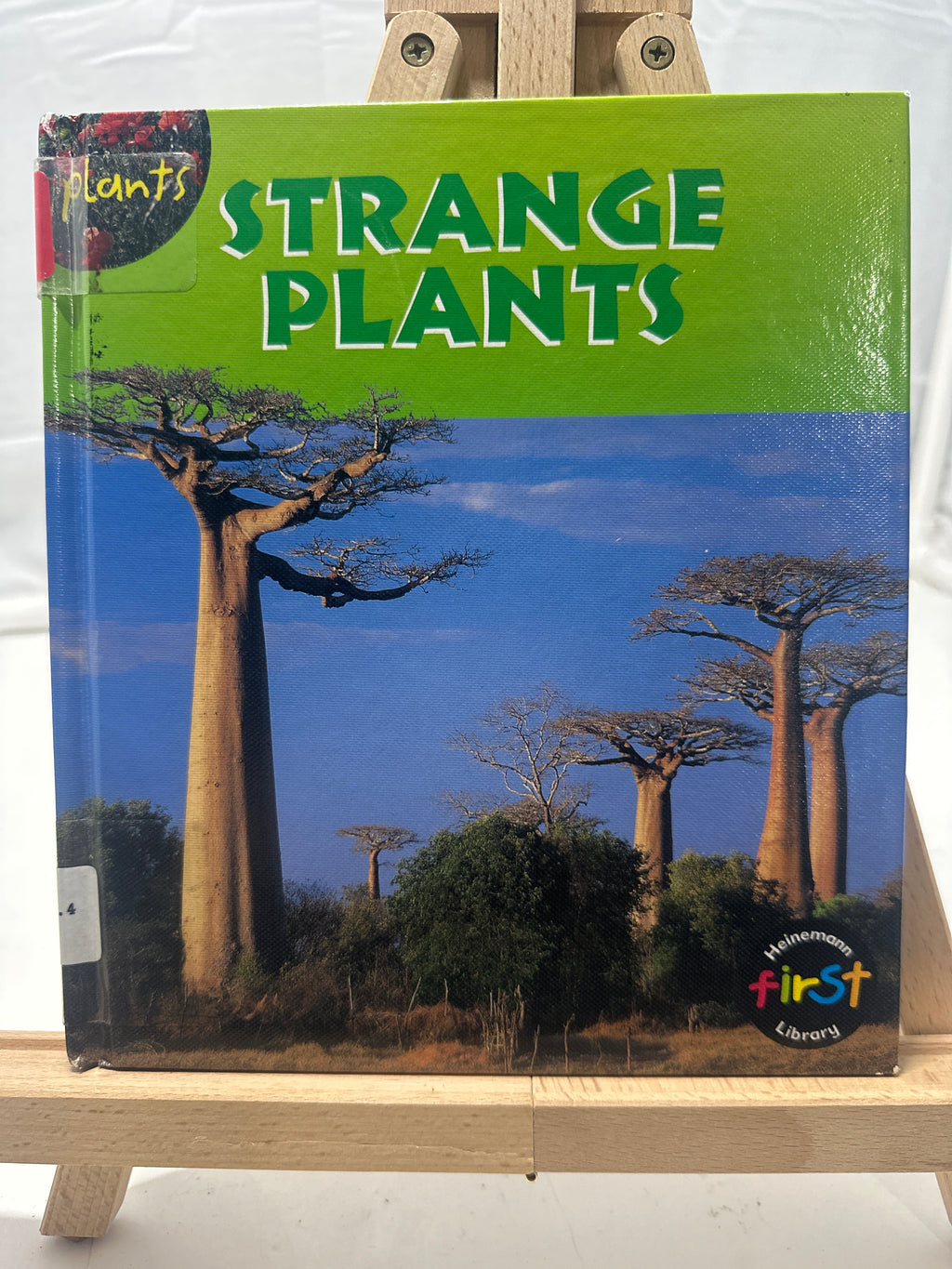 Strange Plants (Plants (Hfl).) by Angela Royston Hardcover