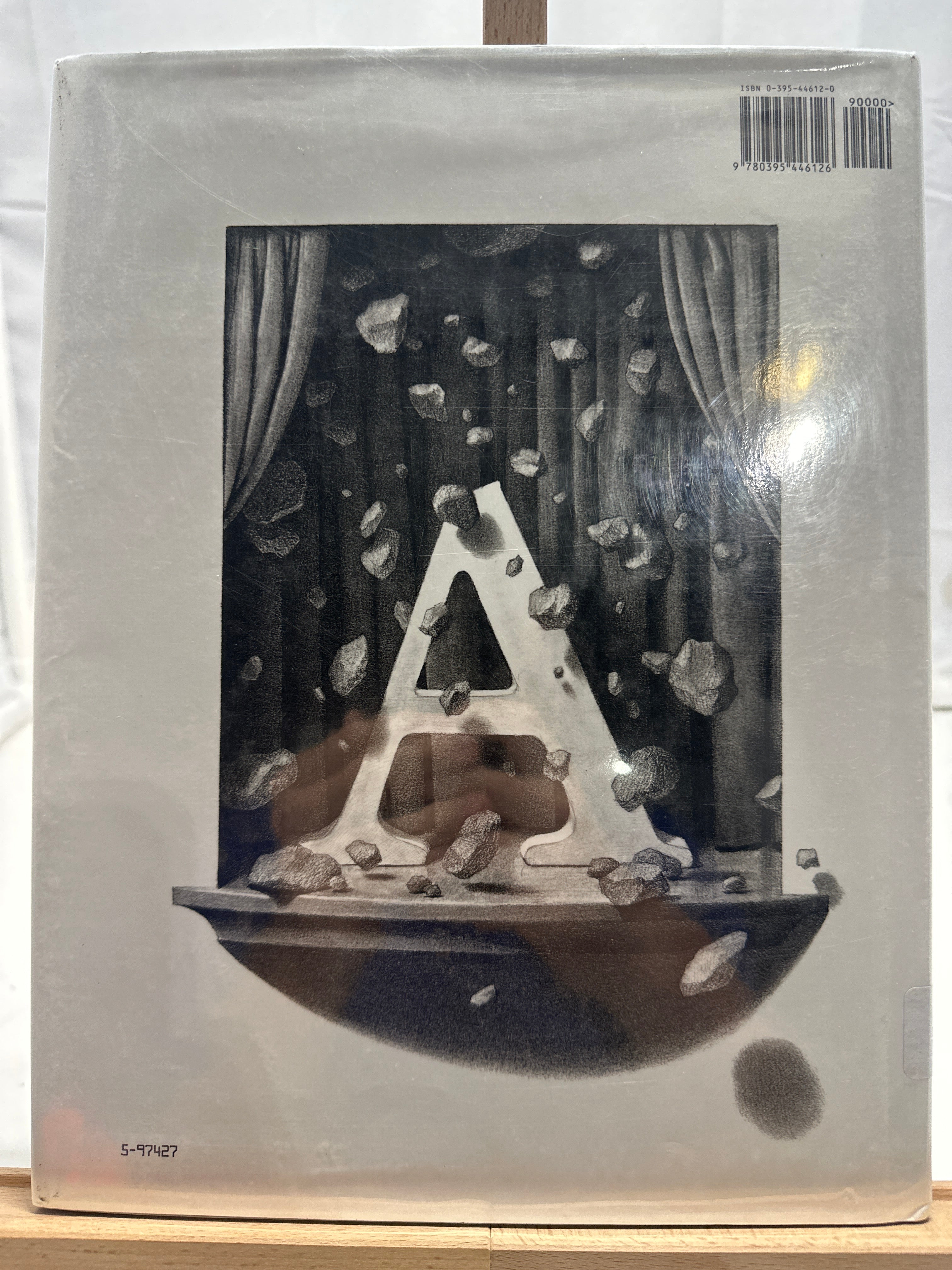 The Alphabet Theatre Proudly Presents the Z was Zapped by Chris Van Allsburg Har