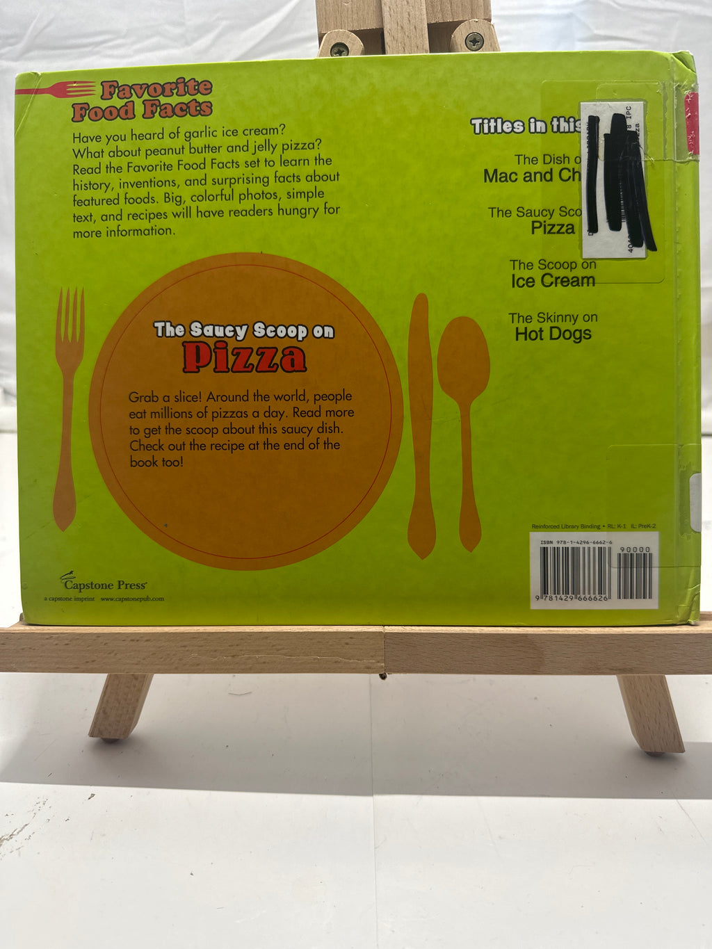 The Saucy Scoop on Pizza by Catherine Ipcizade Hardcover