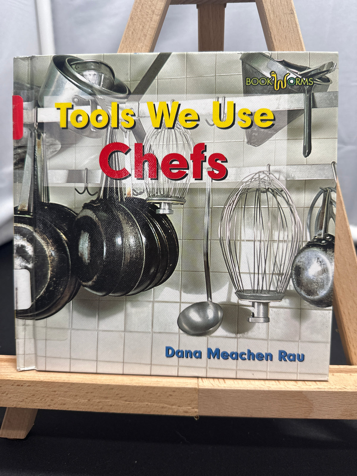 Chefs (Tools We Use) by Dana Meachen Rau Hardcover
