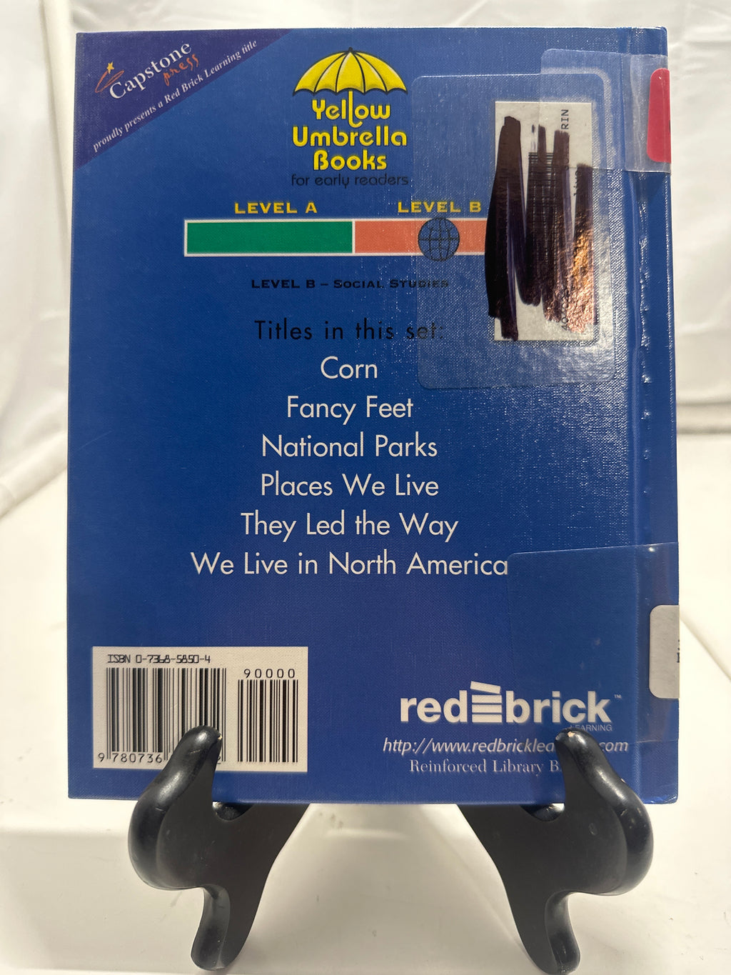 Places We Live (Yellow Umbrella Books) Hardcover