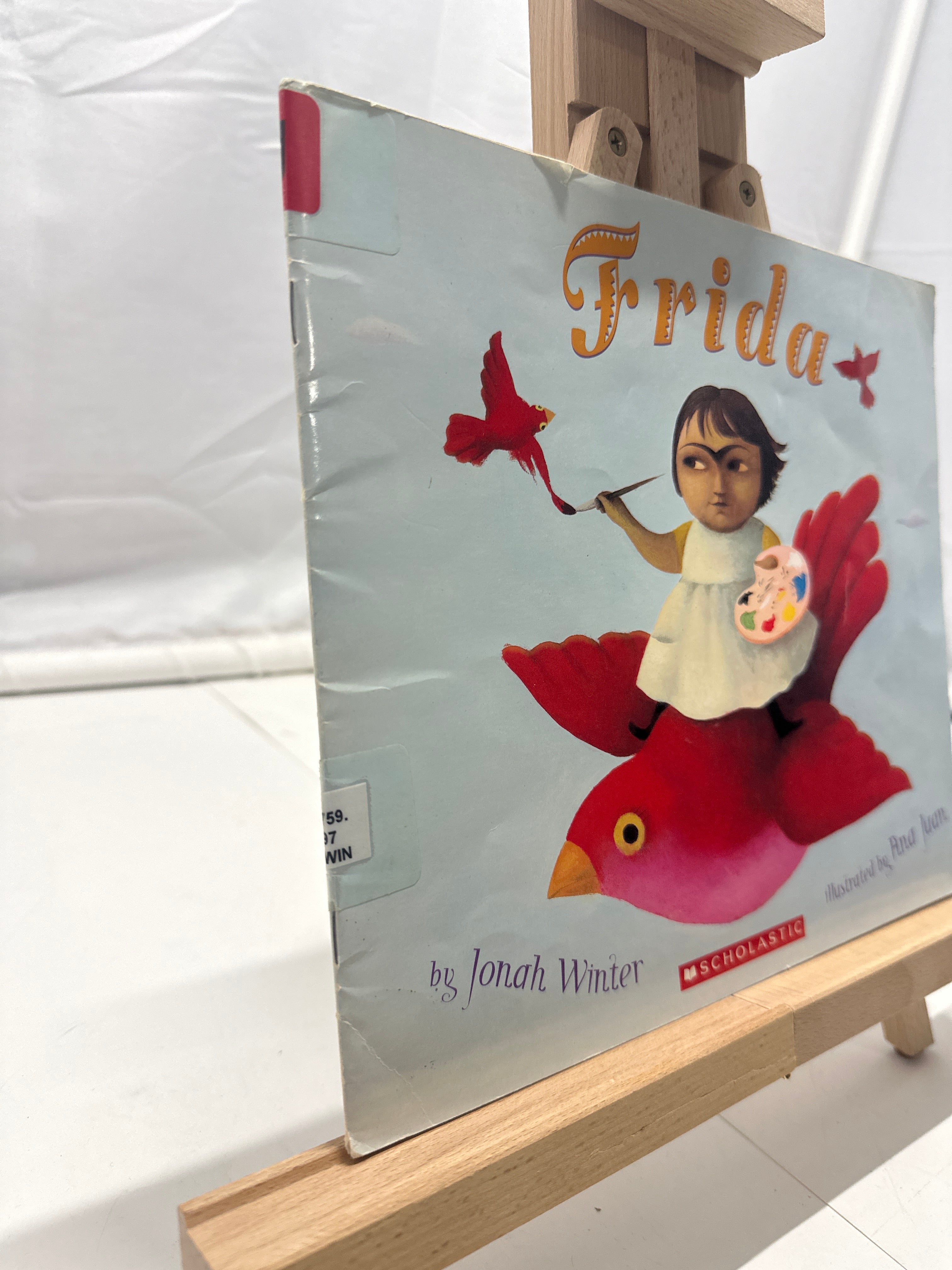 Frida by Jonah Winter Hardcover