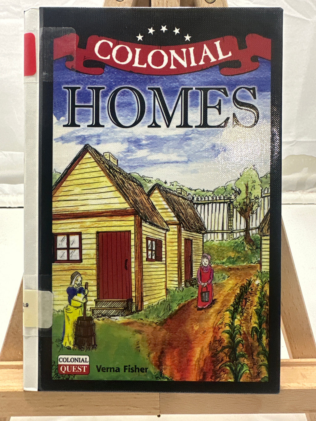 Colonial Homes by Verna Fisher Hardcover