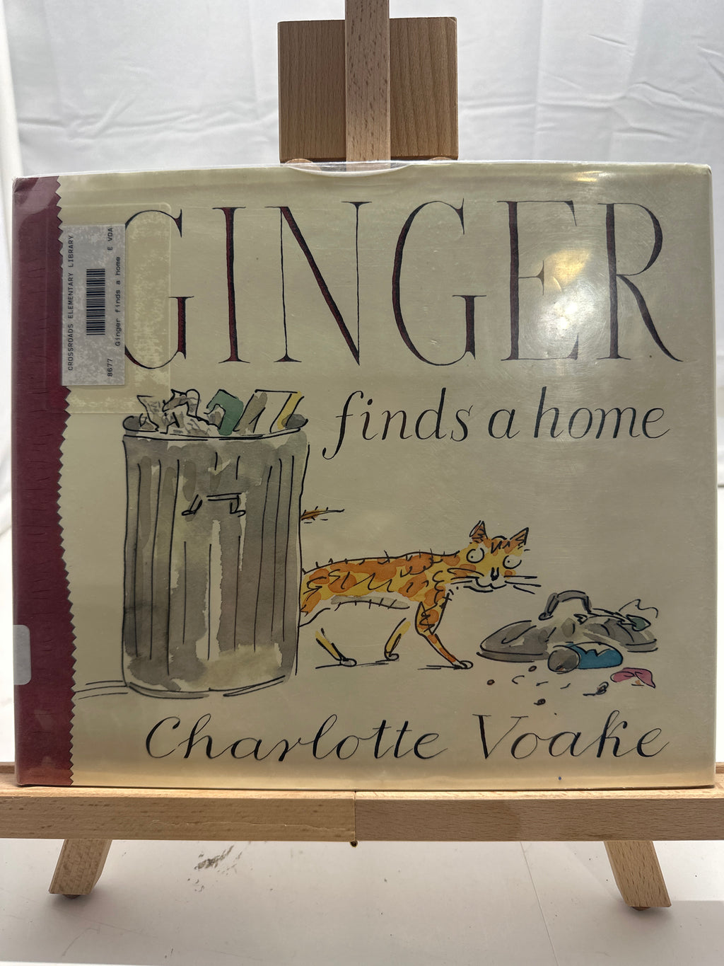 Ginger Finds a Home by Charlotte Voake Hardcover