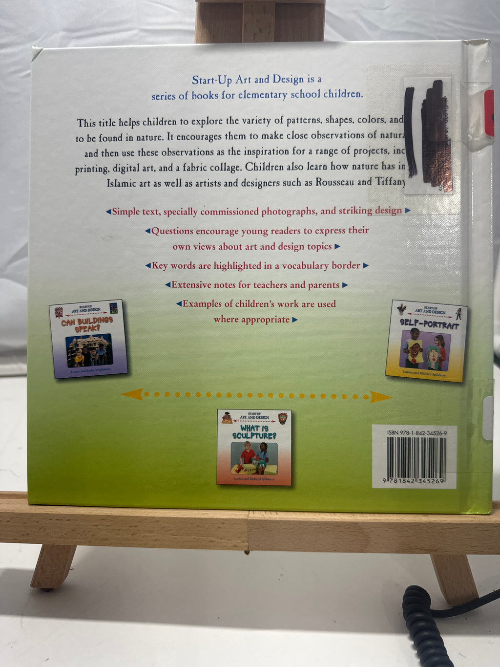 Mother Nature, Designer by Louise Spilsbury Hardcover