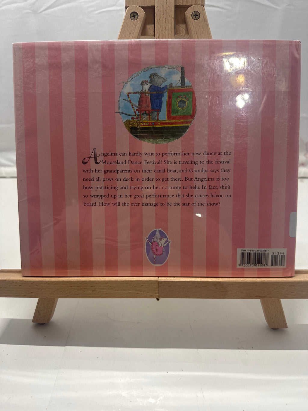 Angelina, Star of the Show by Katharine Holabird Hardcover