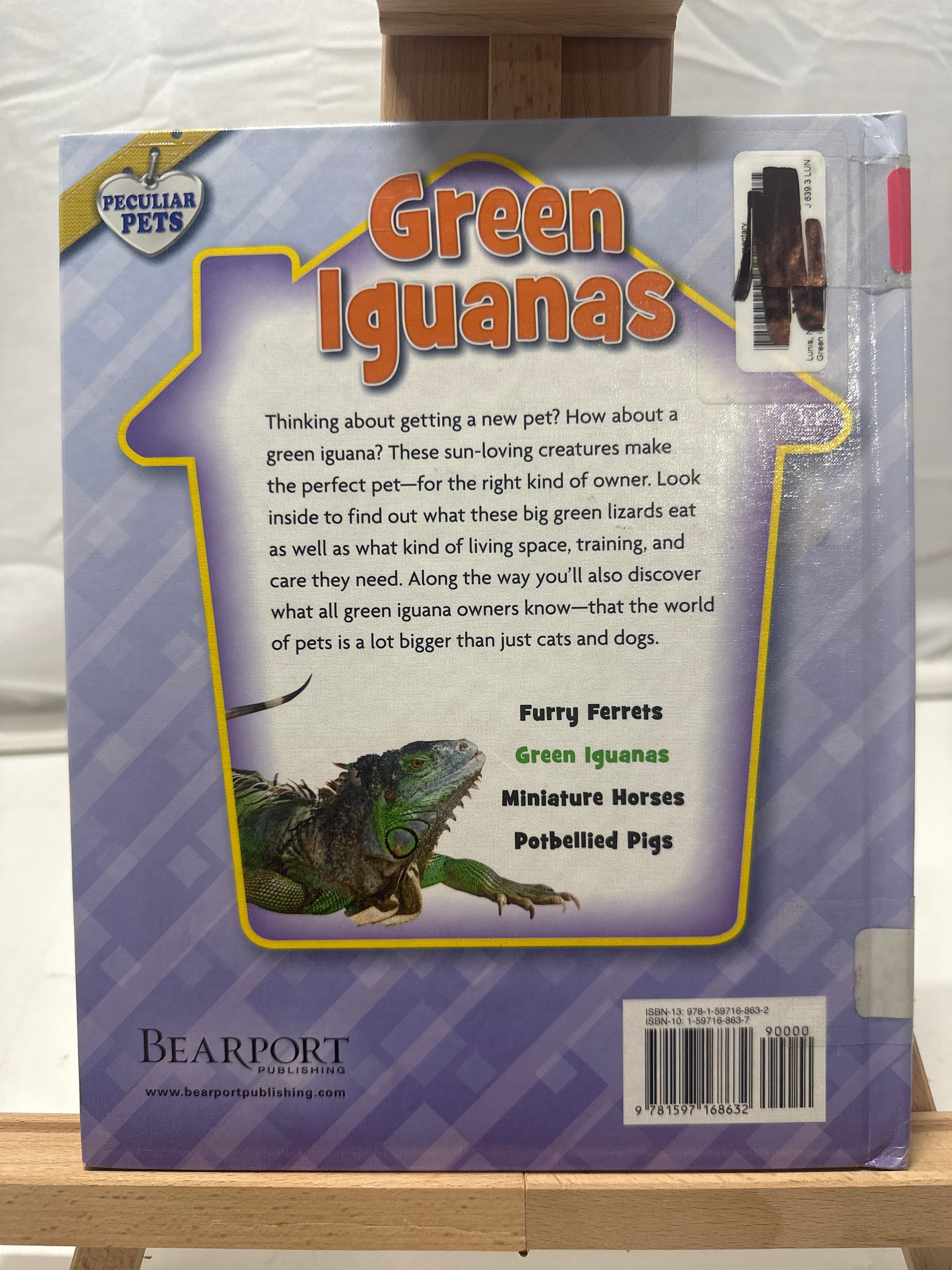 Green iguanas by Natalie Lunis Hardcover Children's Book