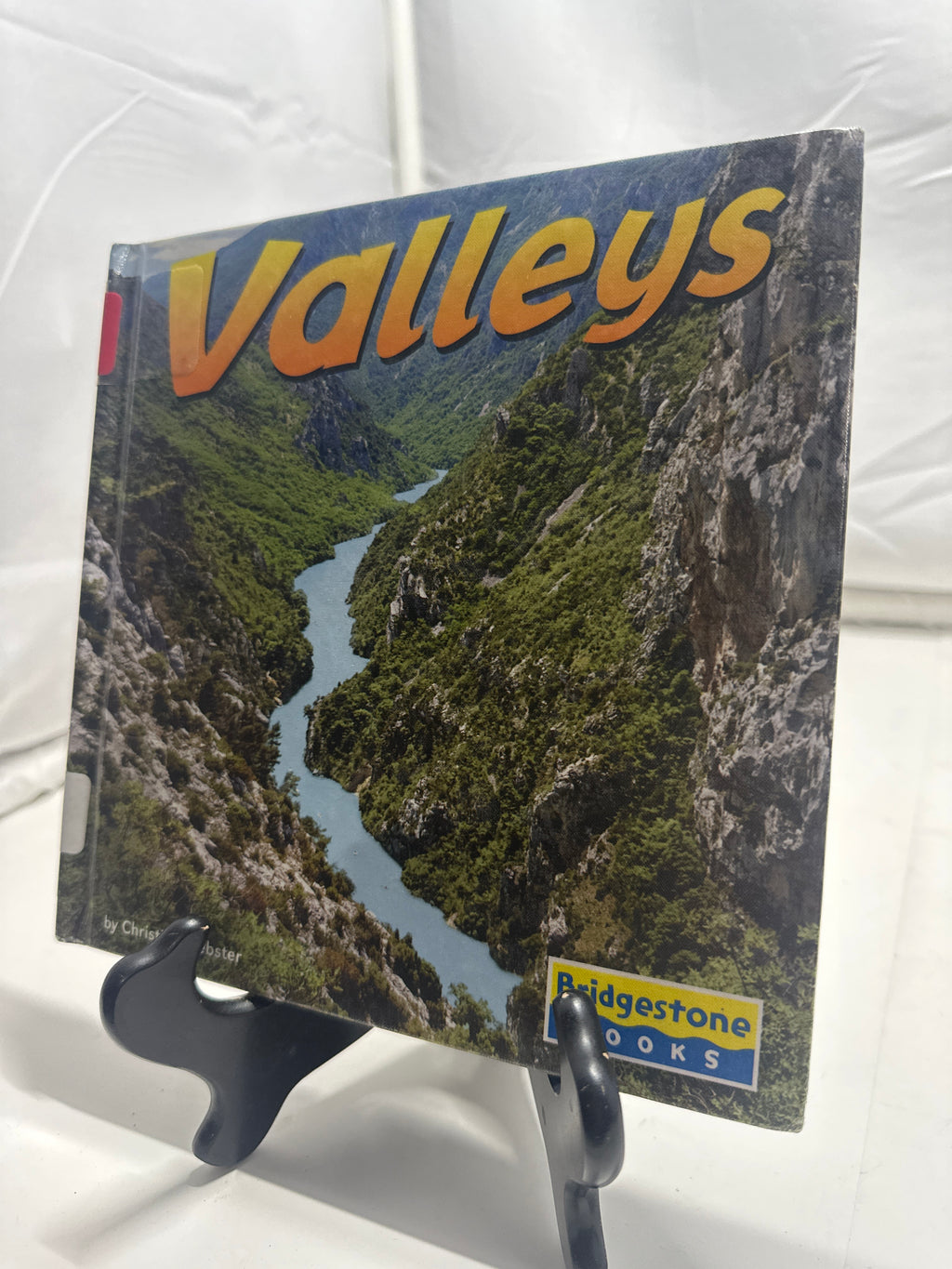 Valleys (Earthforms) by Christine Webster Hardcover