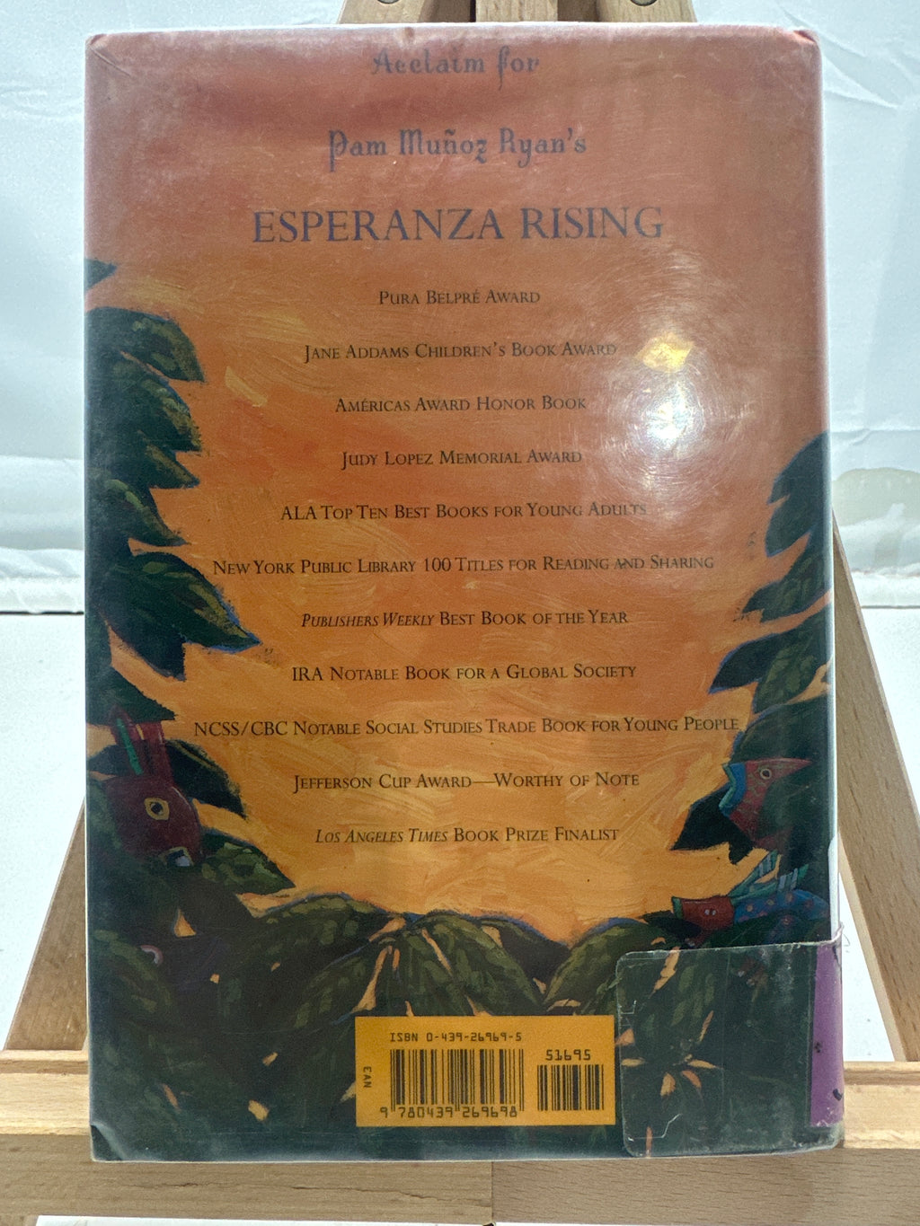Becoming Naomi León by Pam Muñoz Ryan Hardcover