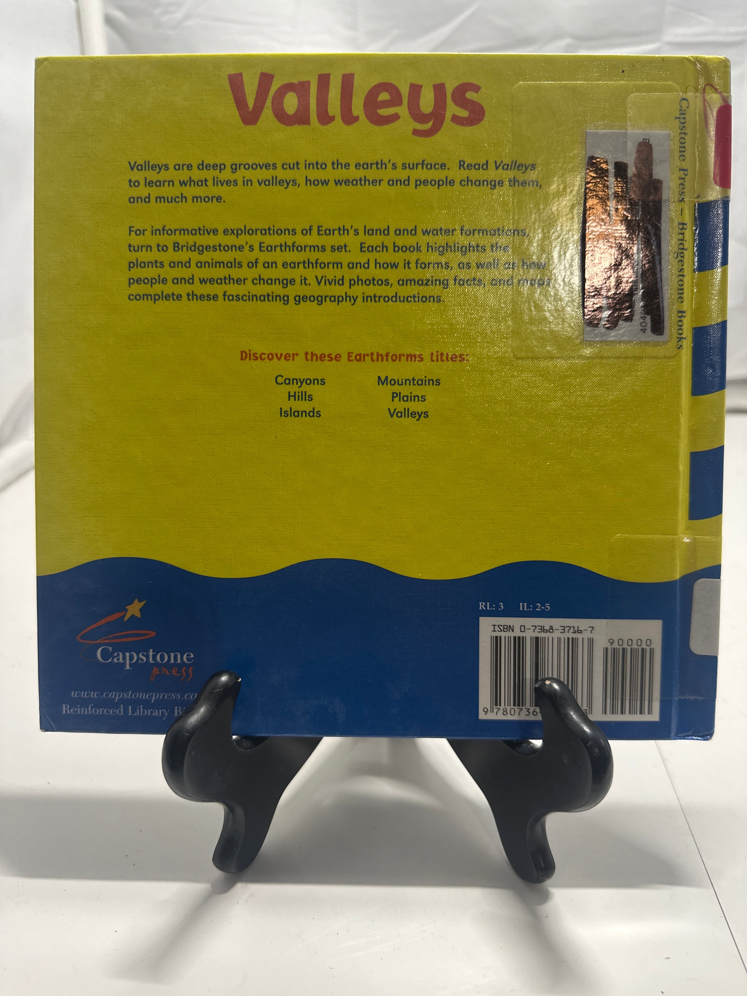 Valleys (Earthforms) by Christine Webster Hardcover