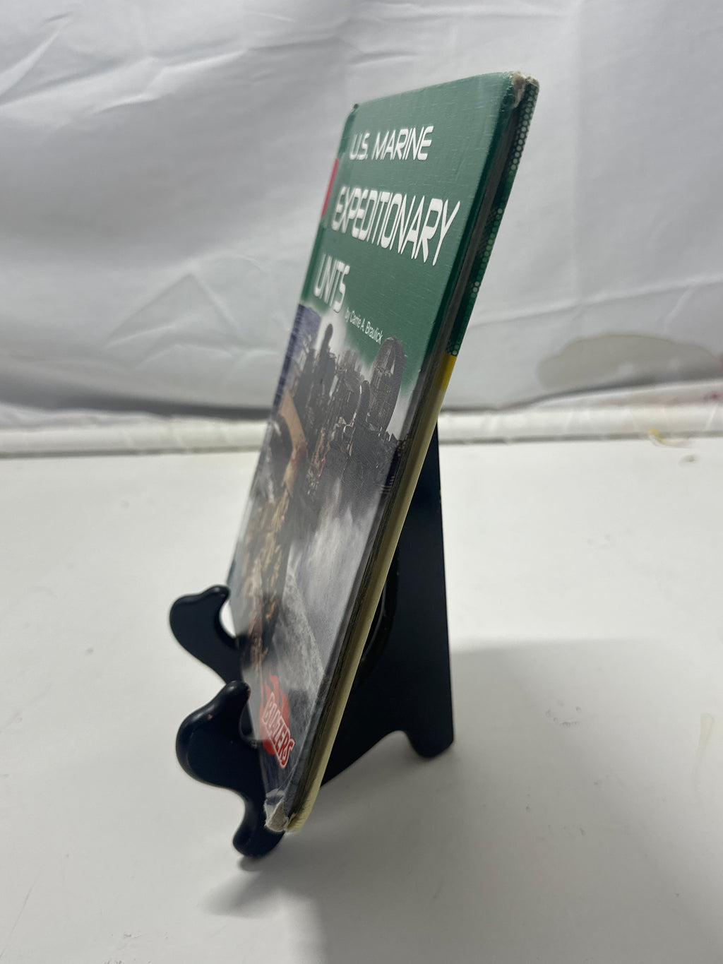 U.S. Marine Expeditionary Units (U.S. Armed Forces, the) by Carrie A. Braulick H