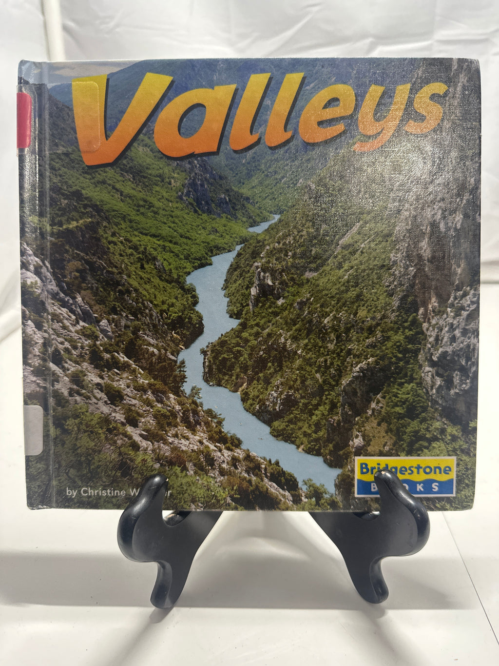 Valleys (Earthforms) by Christine Webster Hardcover