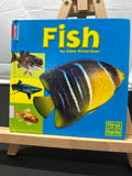 Fish (Exploring the Animal Kingdom) by Adele Richardson Hardcover