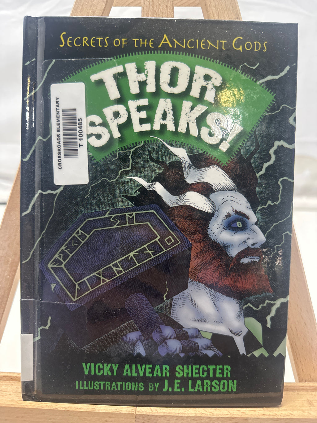 Thor Speaks! by Vicky Alvear Shecter Hardcover