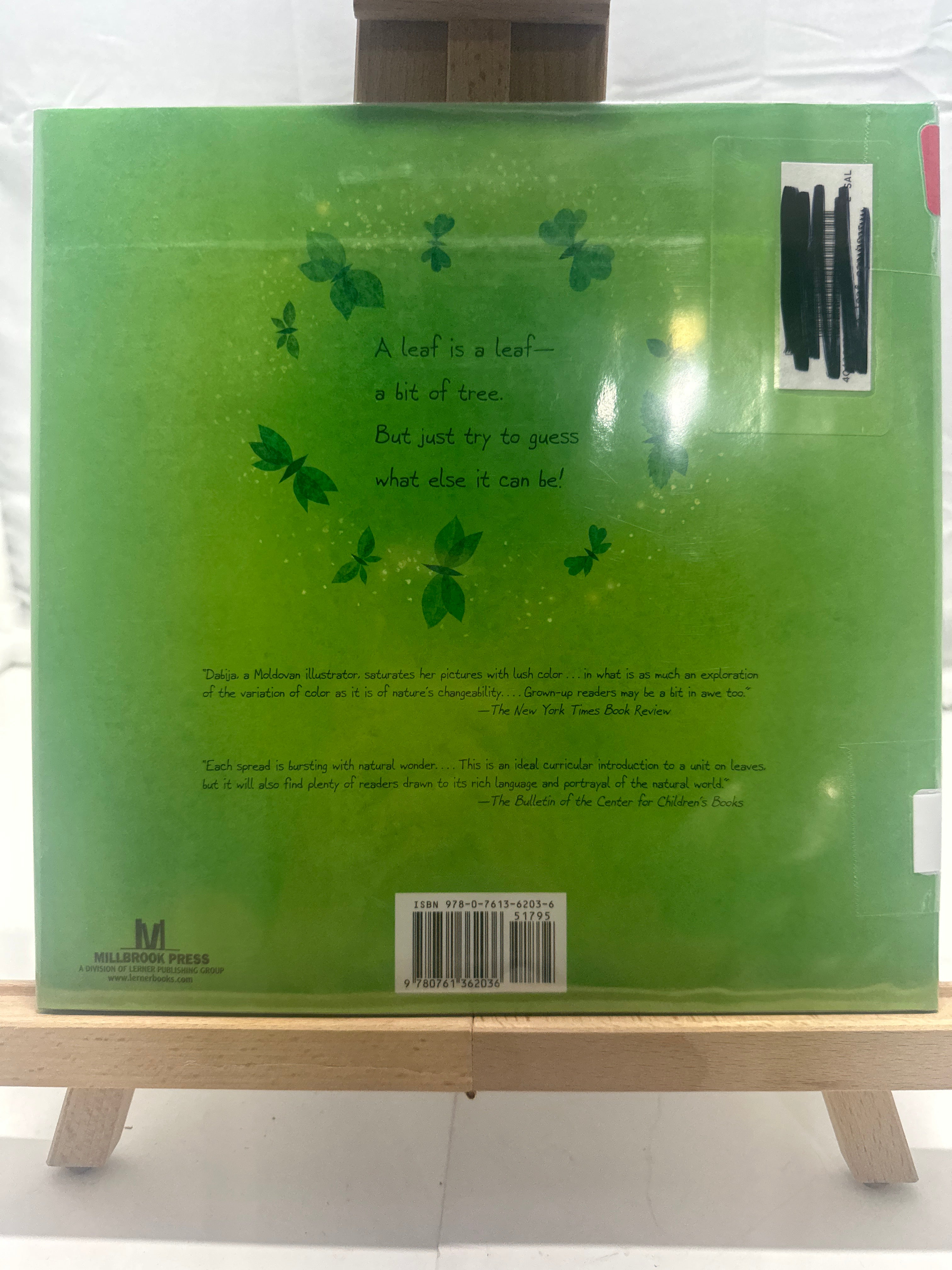 A Leaf Can Be . . . by Laura Purdie Salas Hardcover