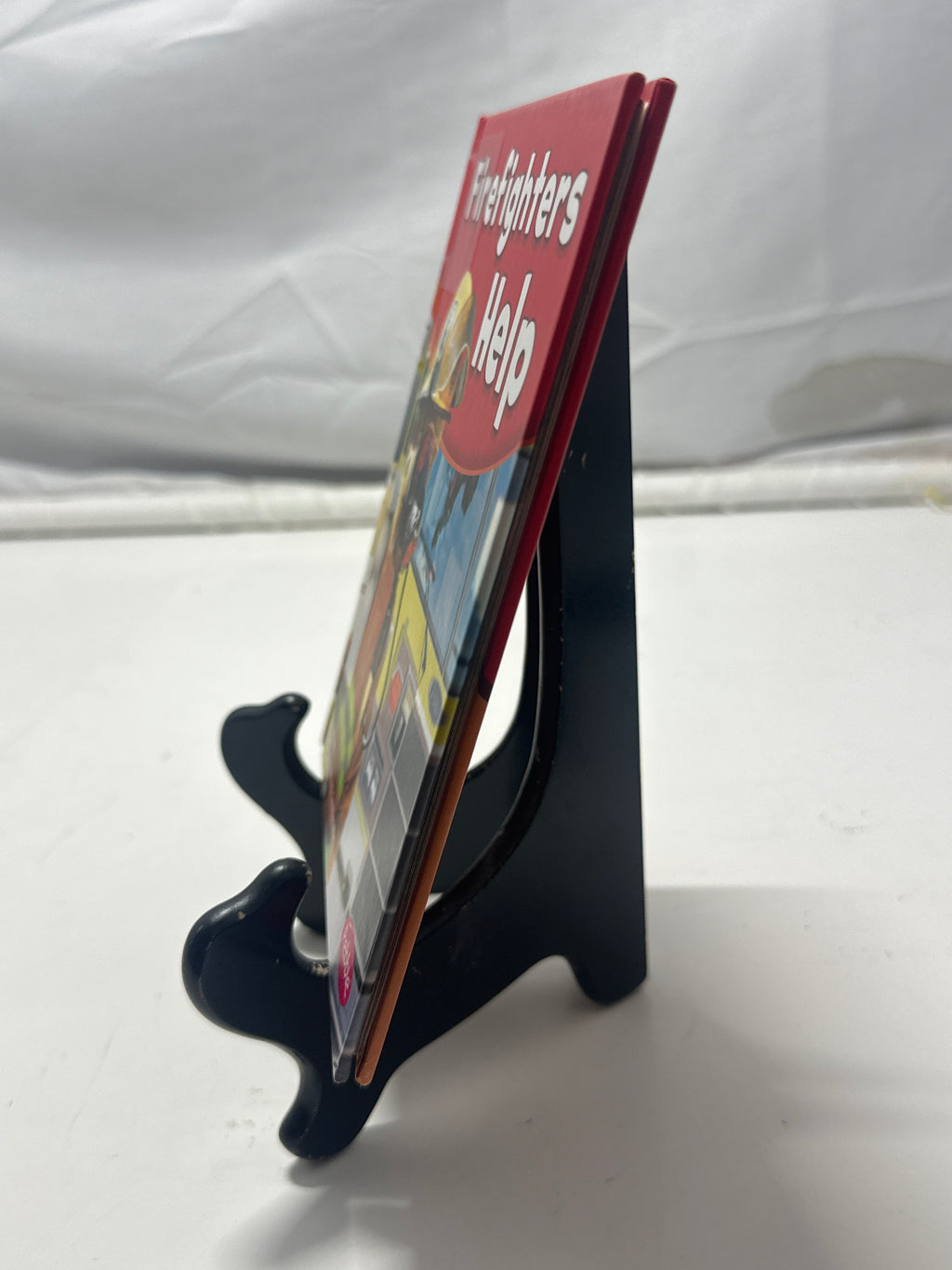 Firefighters Help by Dee Ready Hardcover