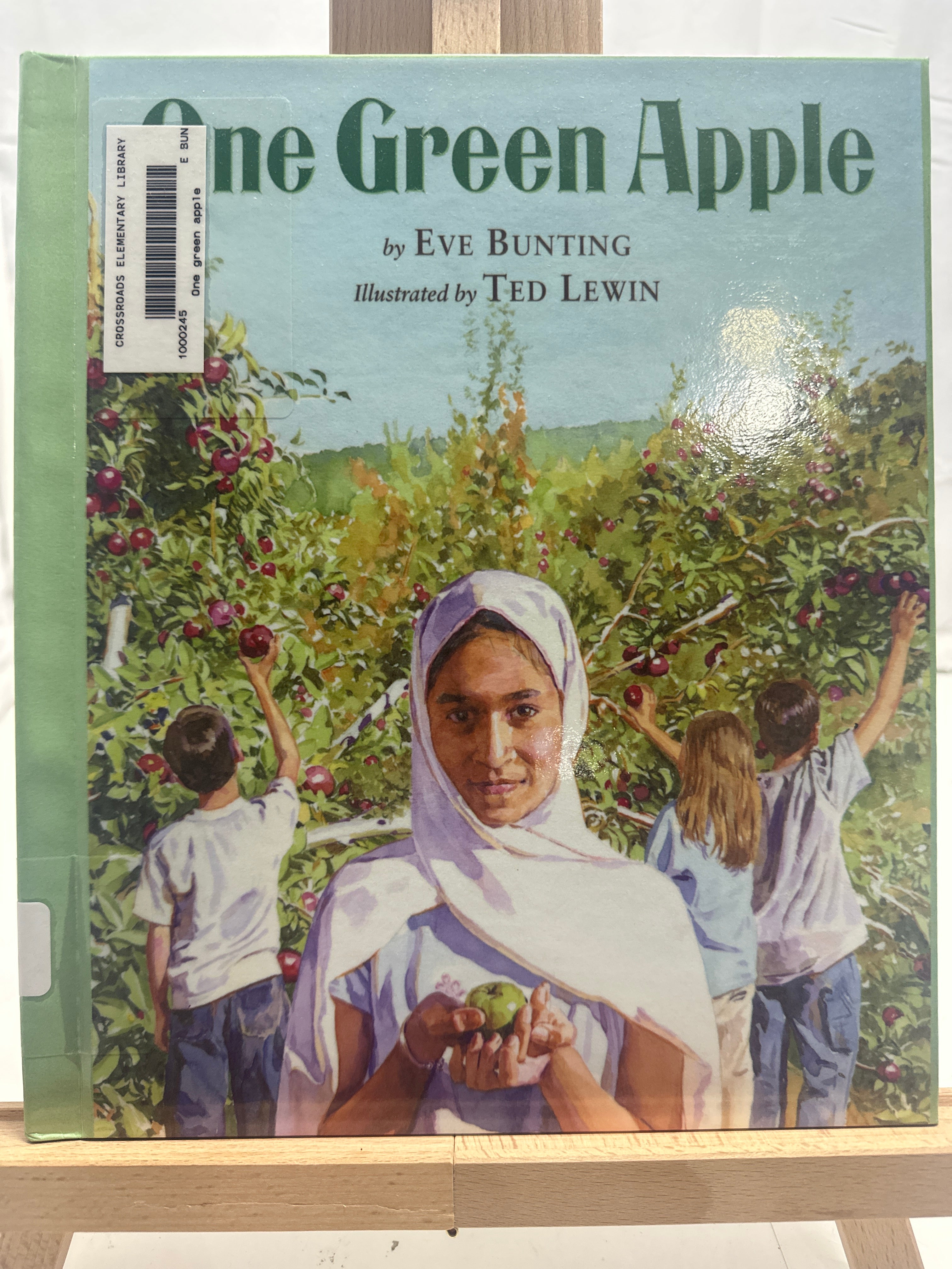 One Green Apple by Eve Bunting Hardcover