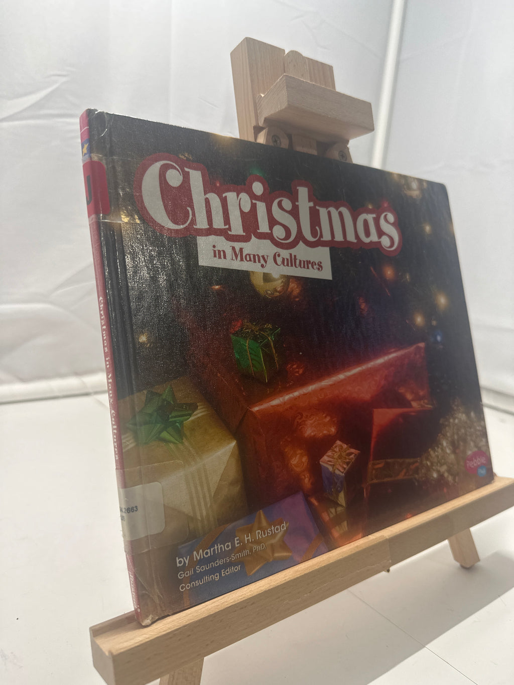 Christmas in Many Cultures by Martha E. H. Rustad Hardcover