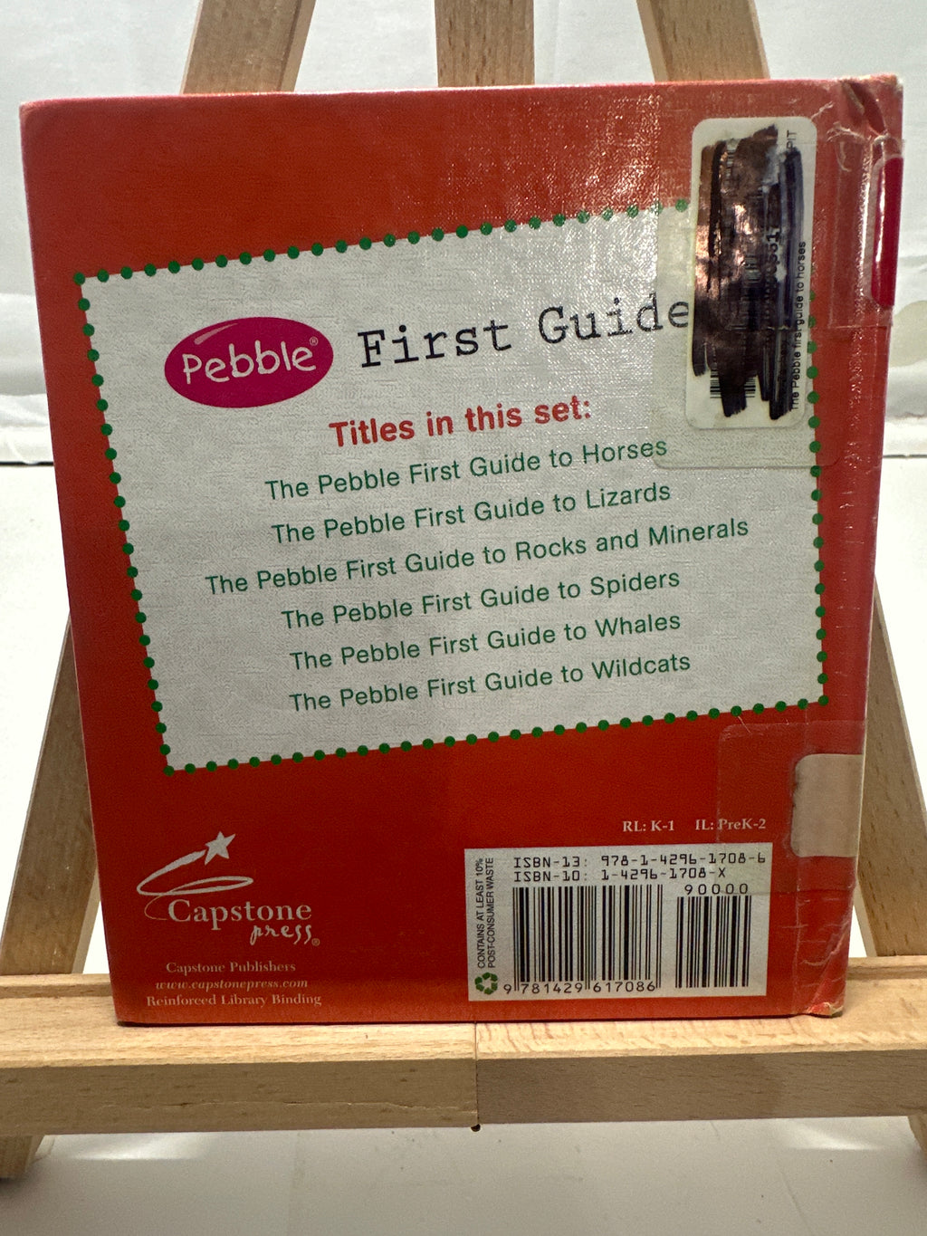 The Pebble First Guide to Horses by Zachary Pitts Hardcover