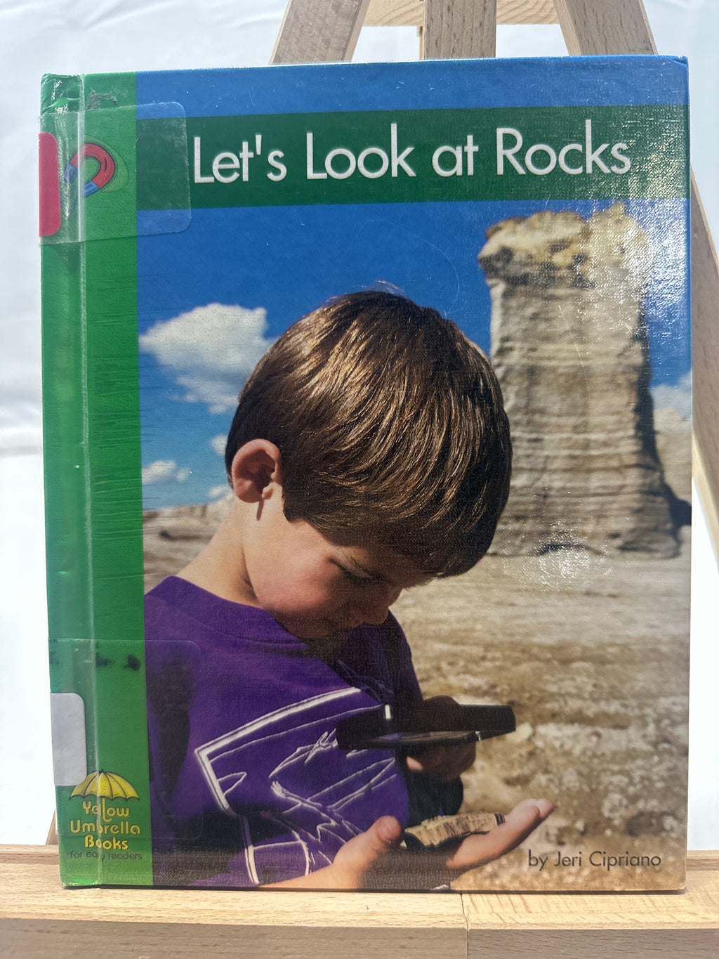 Let's Look at Rocks (Yellow Umbrella Books) by Jeri S. Cipriano Hardcover