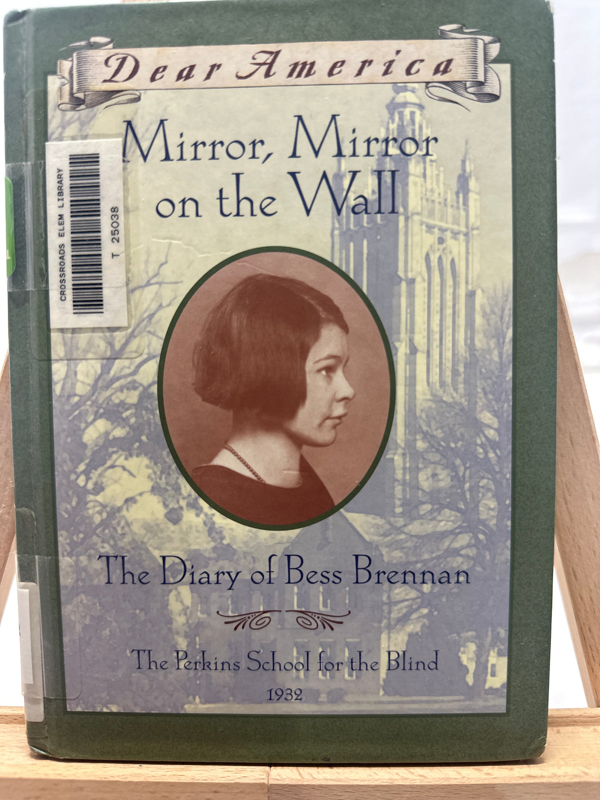 Mirror, Mirror on the Wall by Barry Denenberg Hardcover