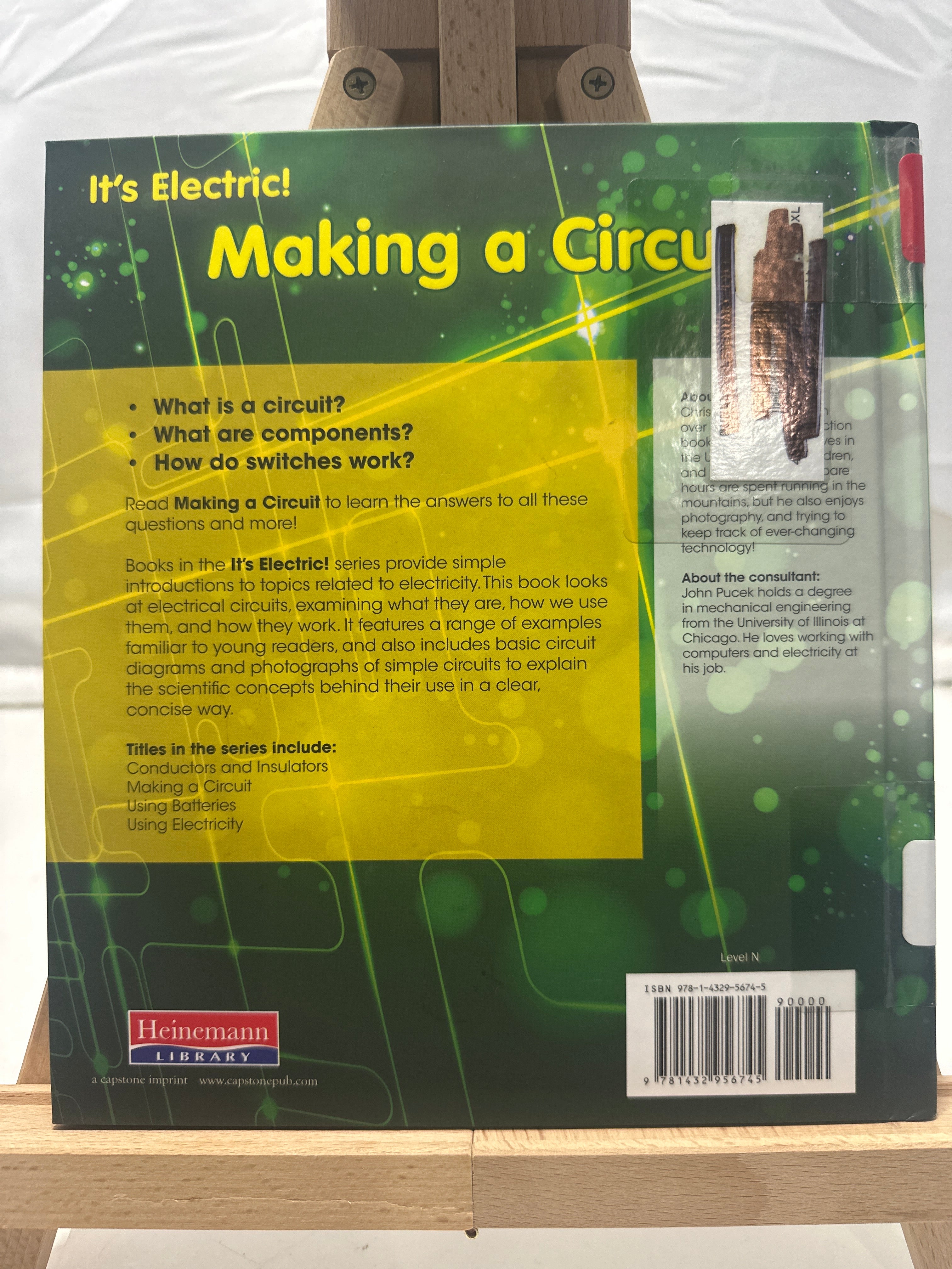 Making a circuit by Chris Oxlade Hardcover