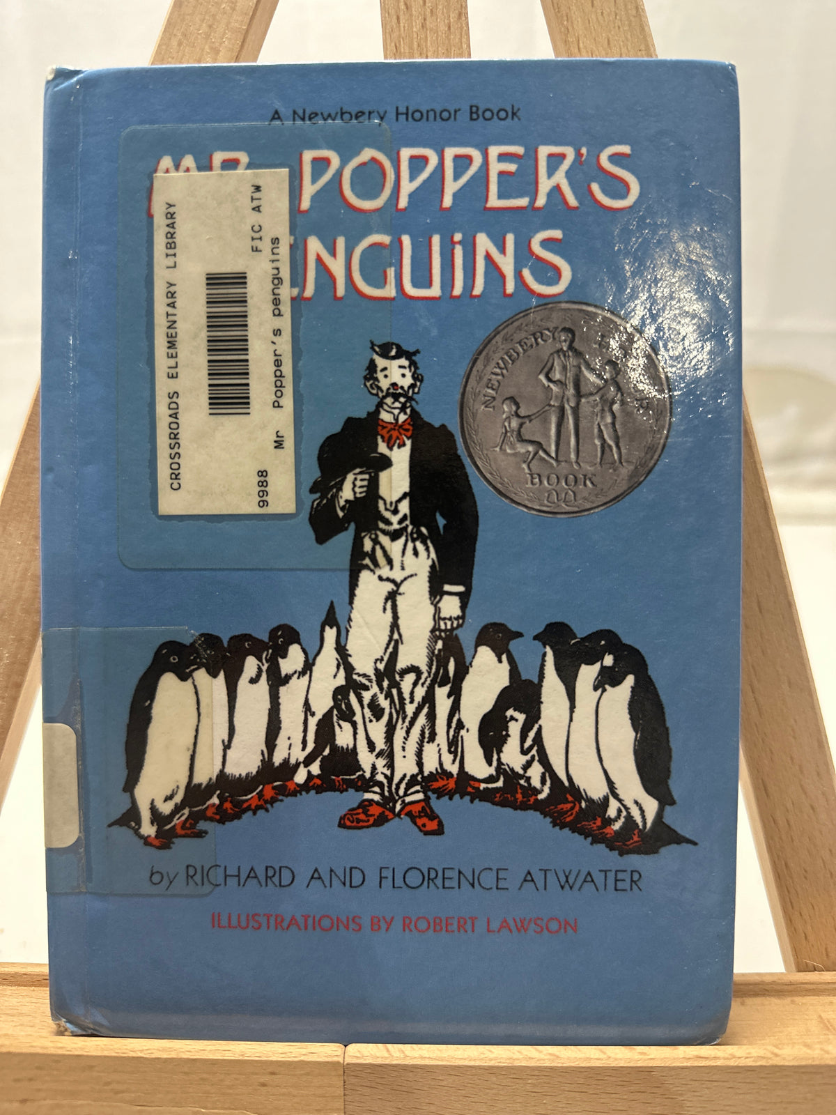 MR. POPPER'S PENGUINS by RICHARD AND FLORENCE ATWATER Hardcover