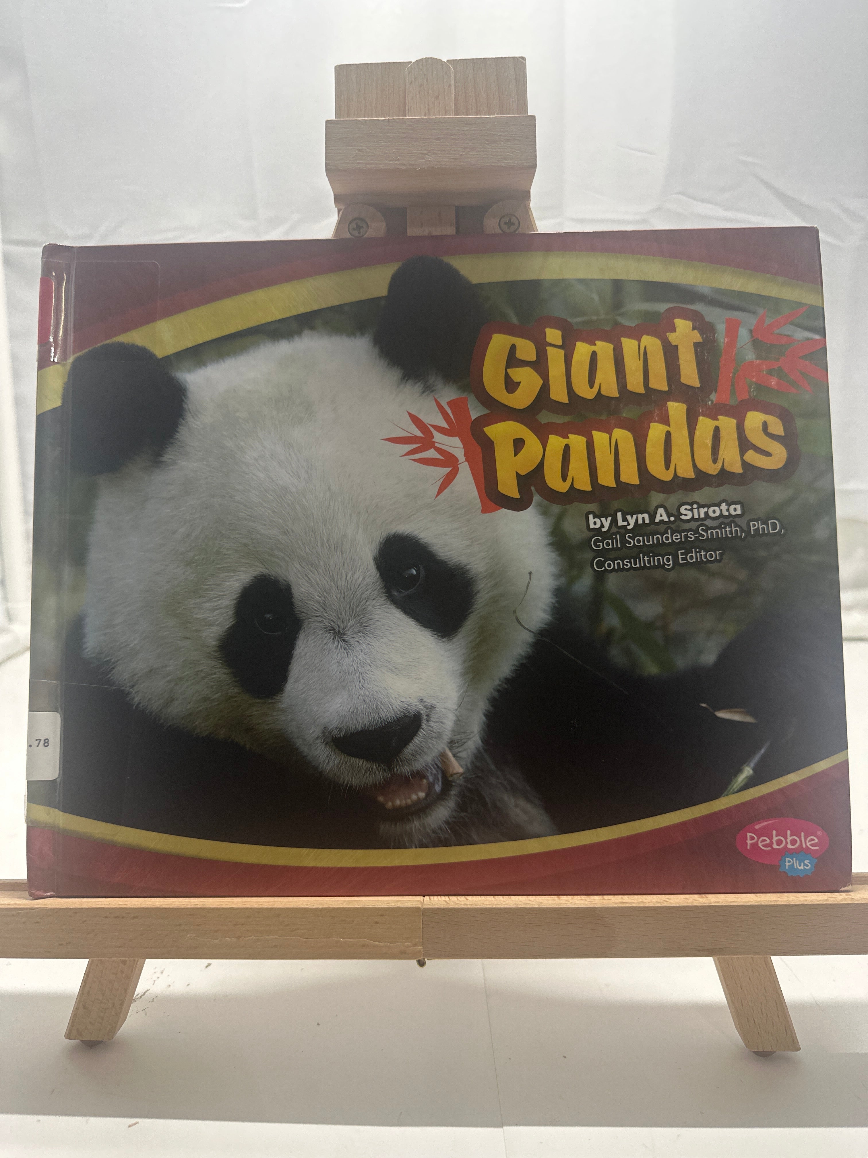 Giant Pandas by Lyn A. Sirota Hardcover