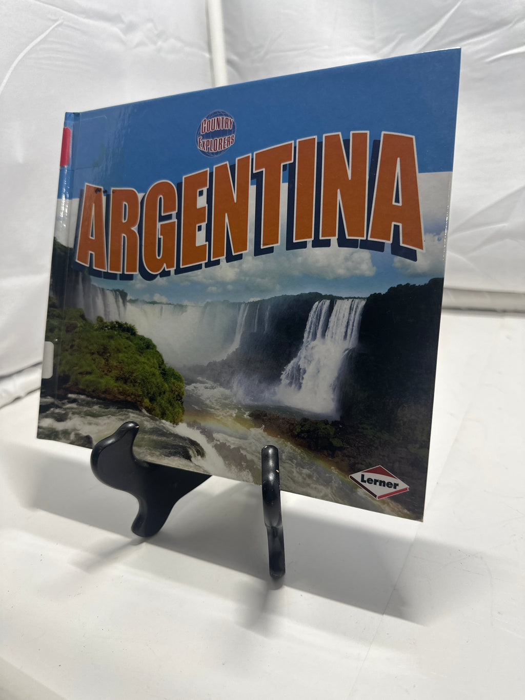 Argentina by Suzanne Paul Dell'Oro Hardcover Children's Book