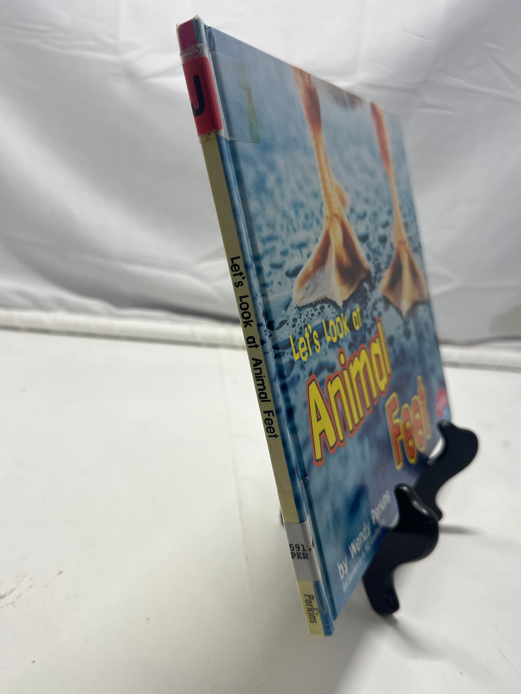 Let's Look at Animal Feet Hardcover